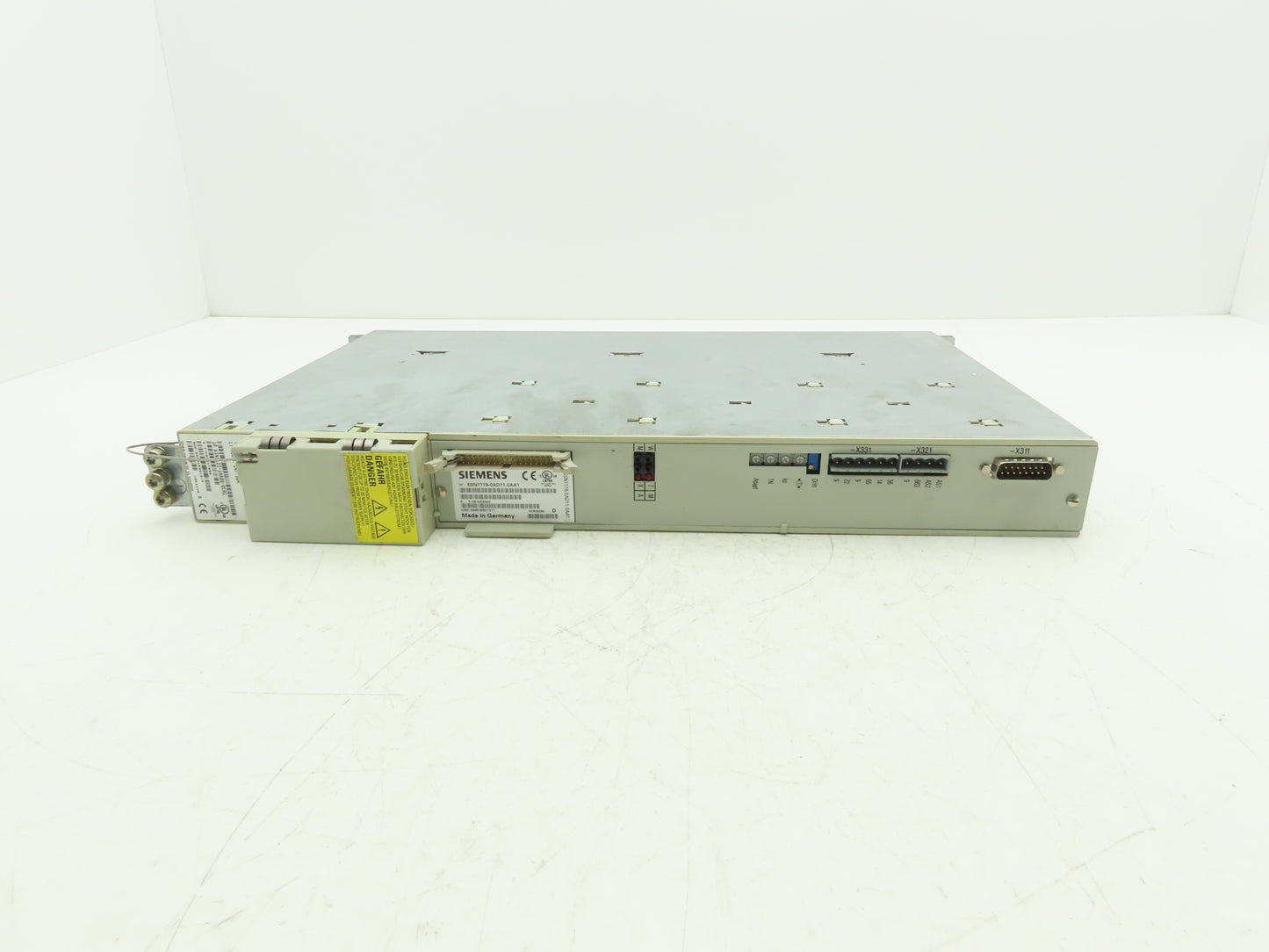 Siemens 1P 6SN1123-1AA00-0CA1 SIMODRIVE Servo Drive LT Module 6SN1118-0AD11-0AA1