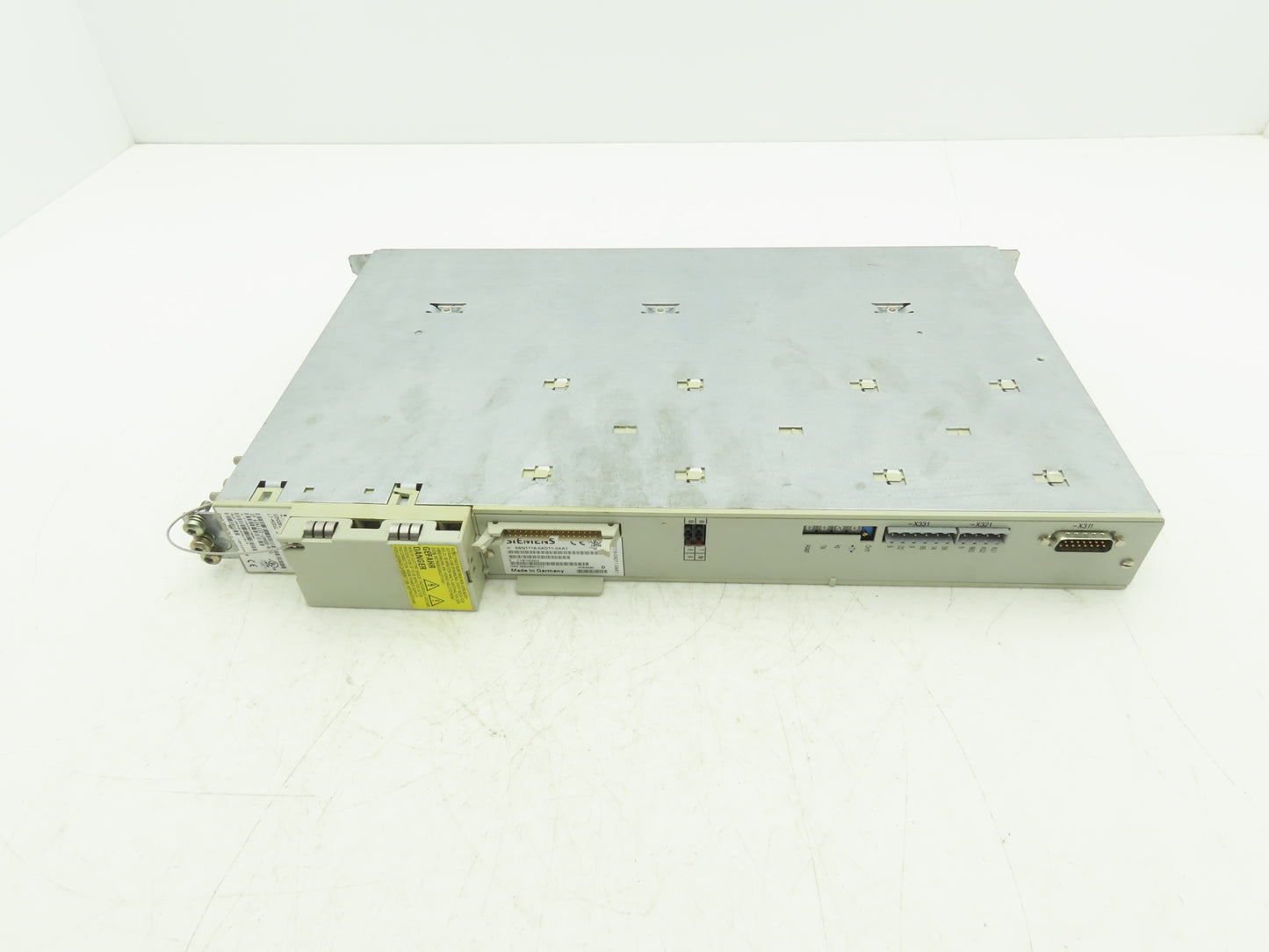 Siemens 1P 6SN1123-1AA00-0CA1 SIMODRIVE Servo Drive LT Module 6SN1118-0AD11-0AA1