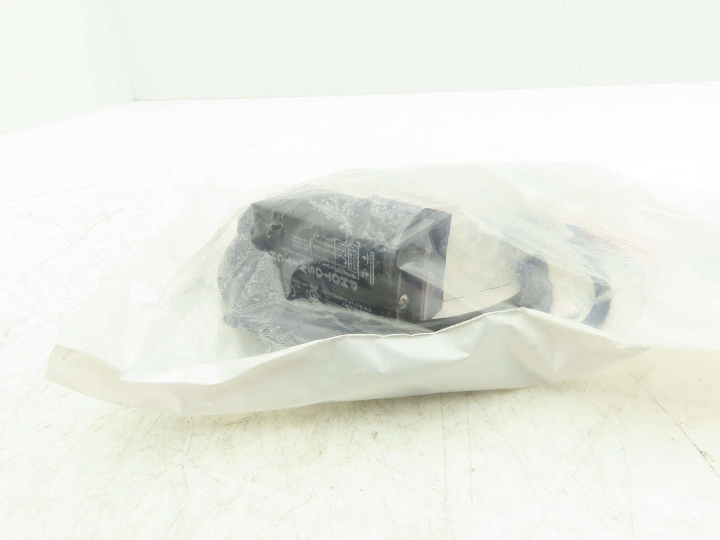 Allen Bradley 42GTU-9202 Photoswitch Photoelectric Sensor Polarized Retro Ser B