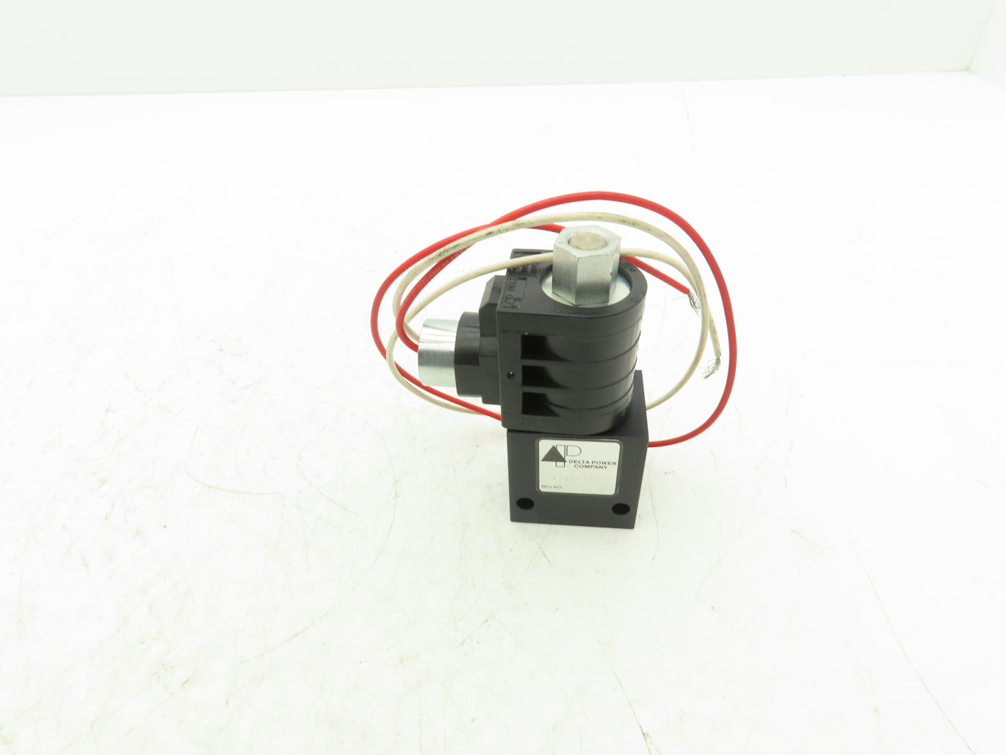 Delta Power 85005021 Hydraulic Power Solenoid Valve 110VAC 3/8" NPT Ports