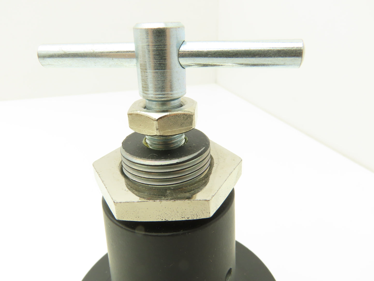 Norgren 11-002-037-2B Pneumatic Pressure Regulator Range 0-125PSI 400PSI Max