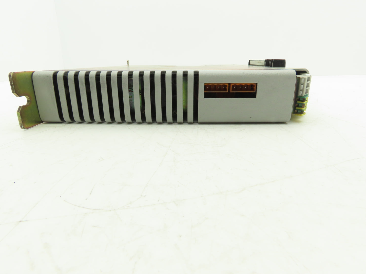 Allen Bradley 1394-AM04 Servo 3kW Axis Module 530/680V 1Ph In 310/390V 3Ph Out