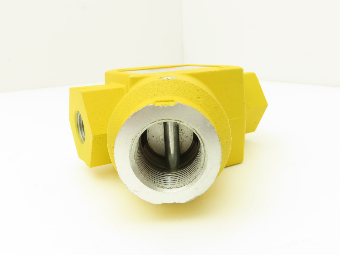 Ross Y1523C3002 Pneumatic L-O-X Lock Out Valve 20 Bar 3/8" FNPT 3/4" NPT Exhaust