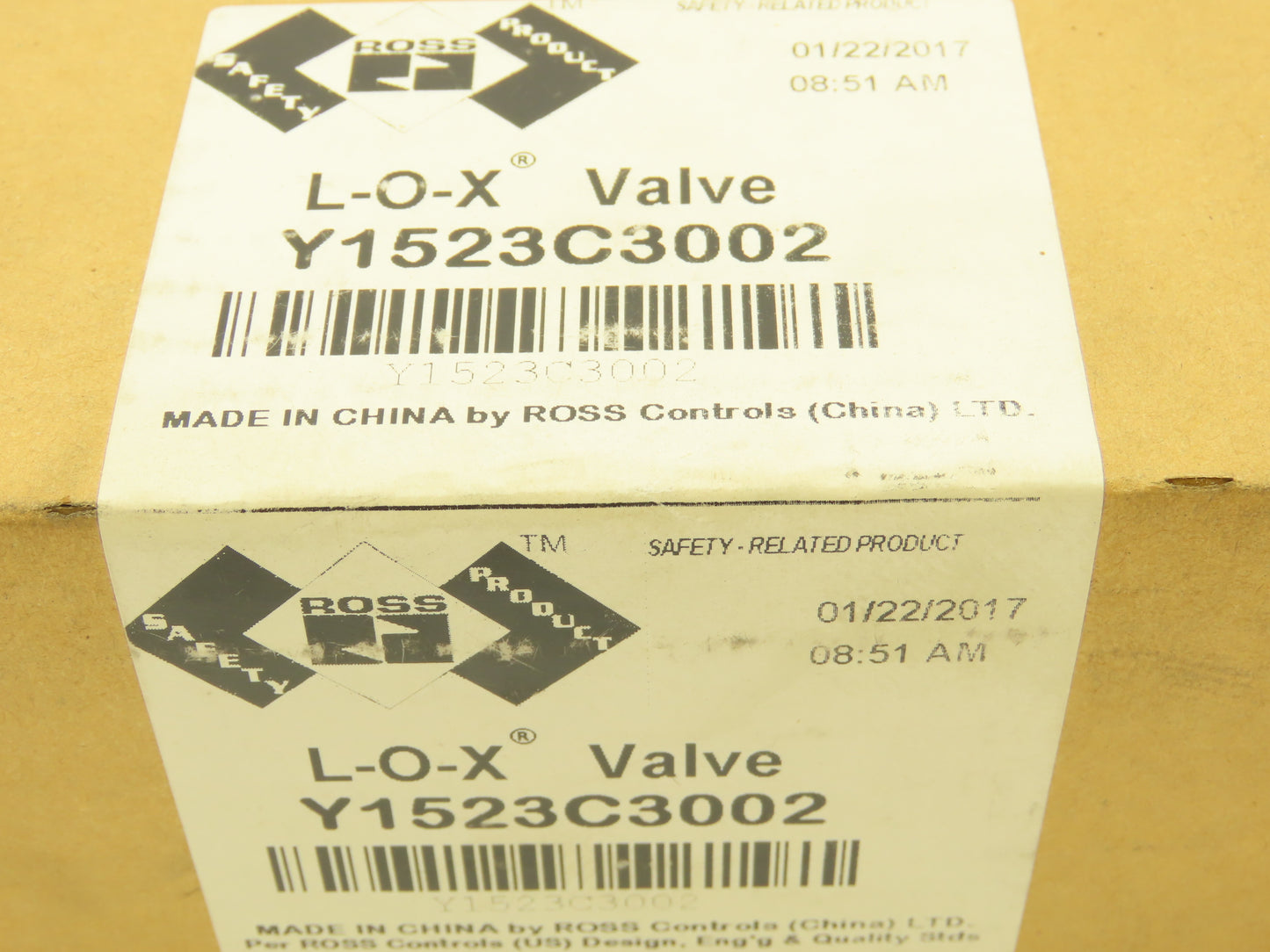 Ross Y1523C3002 Pneumatic L-O-X Lock Out Valve 20 Bar 3/8" FNPT 3/4" NPT Exhaust