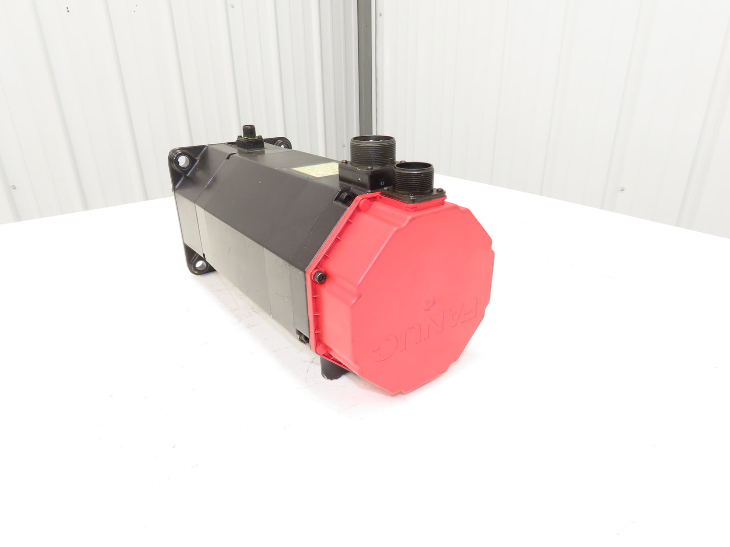 Fanuc A06B-0148-B675 AC Servo Motor 4.4Kw 132V 3000RPM Encoder A8600360T201
