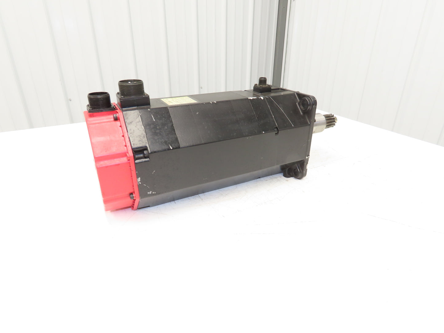Fanuc A06B-0148-B675 AC Servo Motor 4.4Kw 132V 3000RPM Encoder A8600360T201