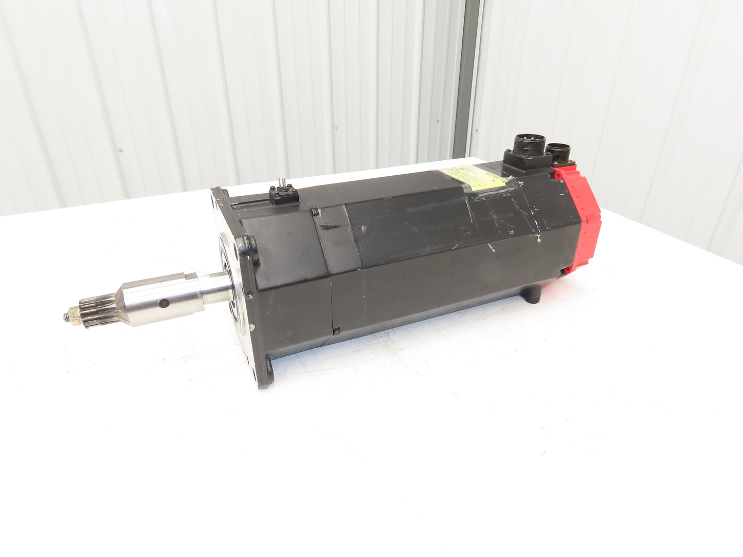Fanuc A06B-0153-B675-R AC Servo Motor 4.4Kw 168V 3000RPM Encoder A8600360V501