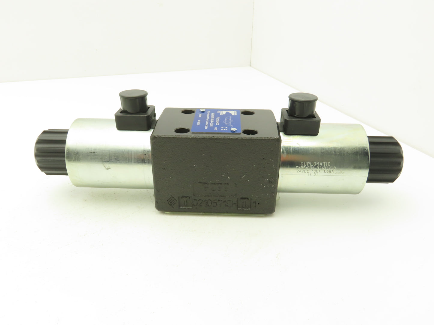 Continental VSD05M-3A-A-42L-B Hydraulic Directional Control Solenoid Valve
