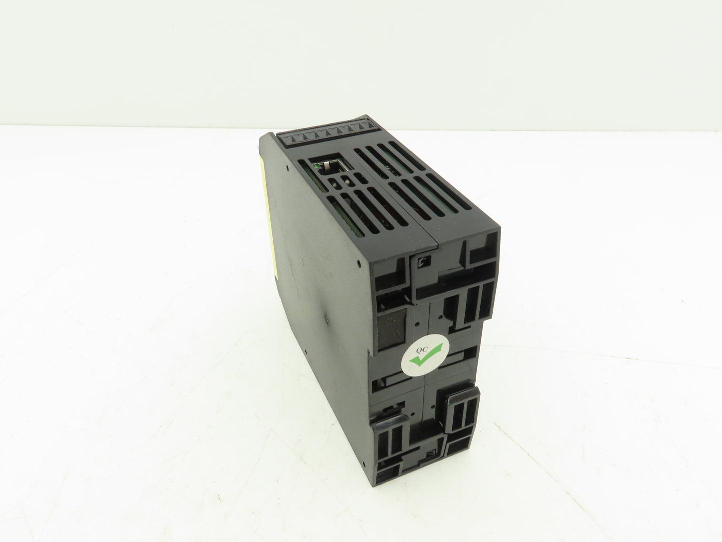 Banner SC26-2DE Non-Expandable Safety Controller Base Module 24VDC w/LCD Display