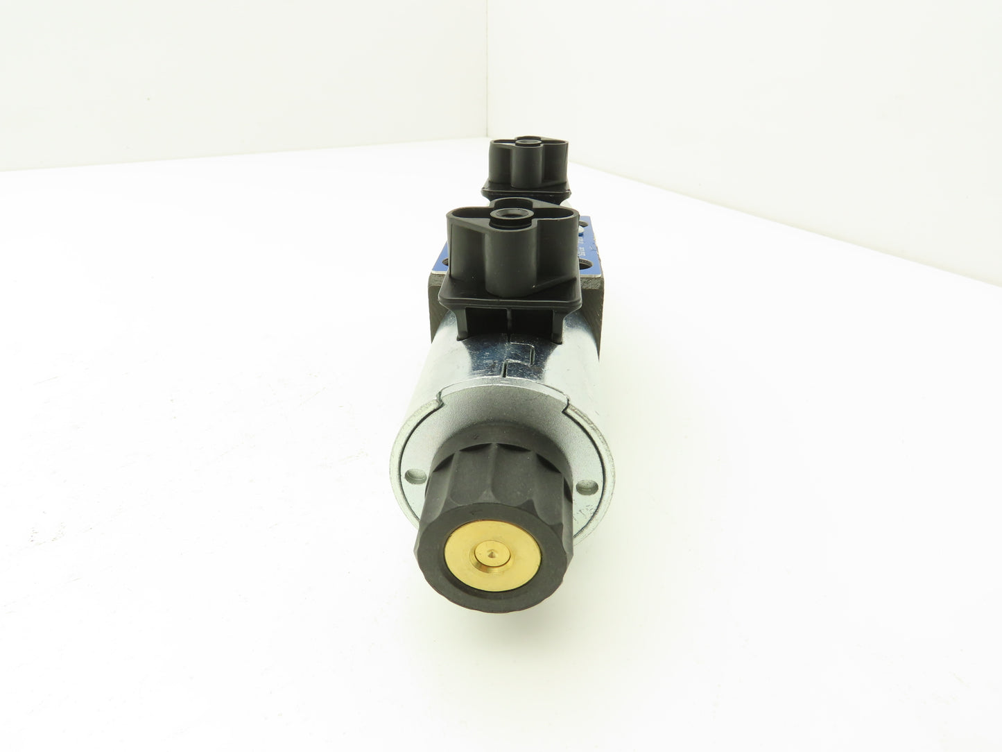Continental VSD03M-3F-A-42L-C Hydraulic Solenoid Directional Valve 24V 5000PSI