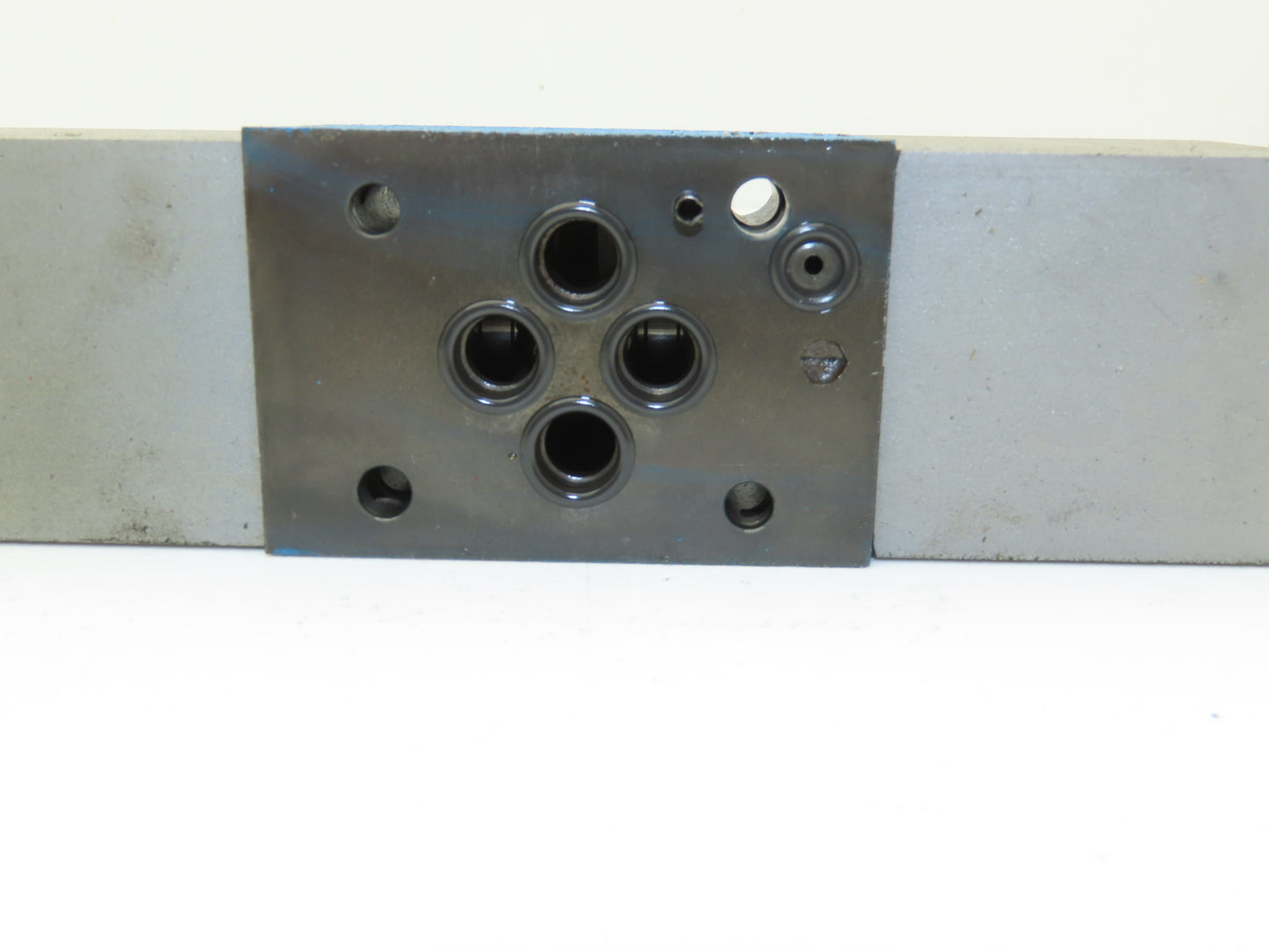 Vickers KFDG4V 3 2C20N Z M U1 H7 20 Proportional Directional Solenoid Valve