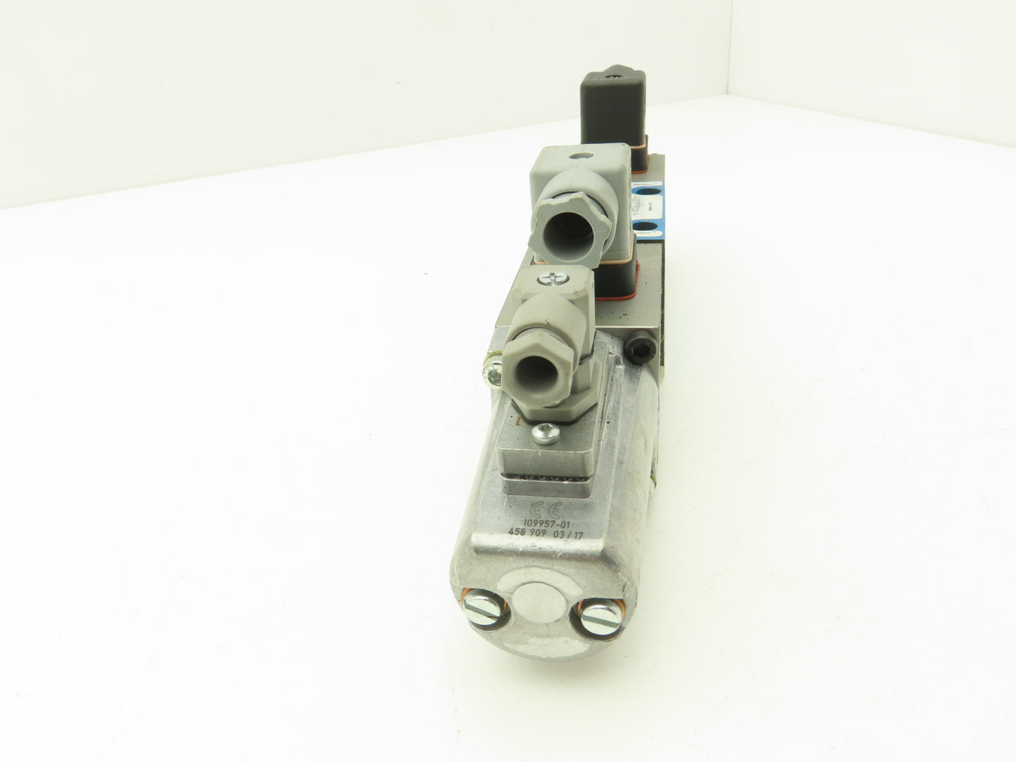 Vickers KFDG4V 3 2C20N Z M U1 H7 20 Proportional Directional Solenoid Valve