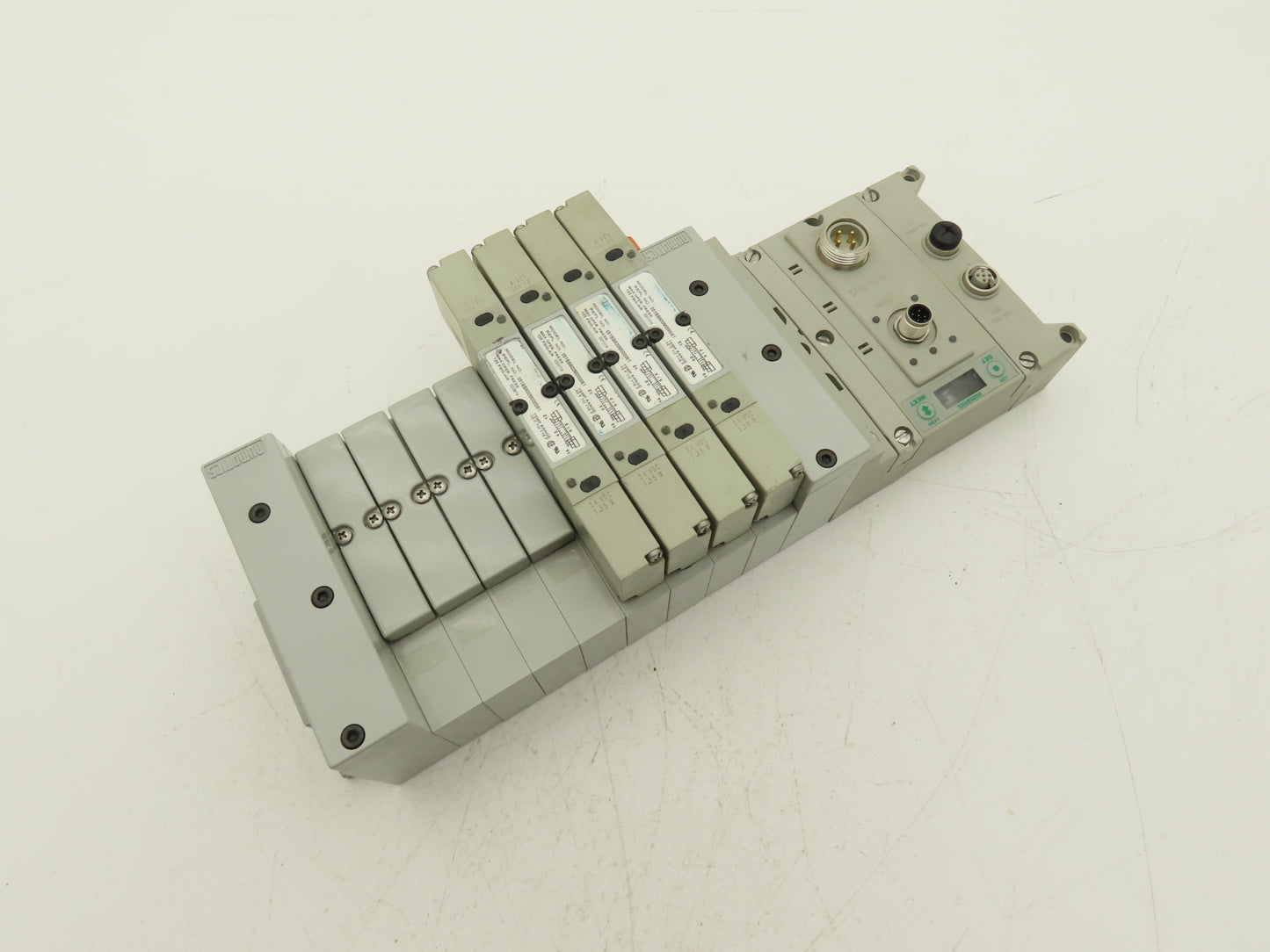 Numatics 219-828 / 240-183 8-Station G3 4-Valve Manifold Assembly w/Comm Sub-Bus