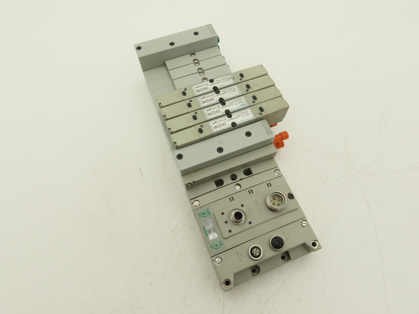 Numatics 219-828 / 240-183 8-Station G3 4-Valve Manifold Assembly w/Comm Sub-Bus