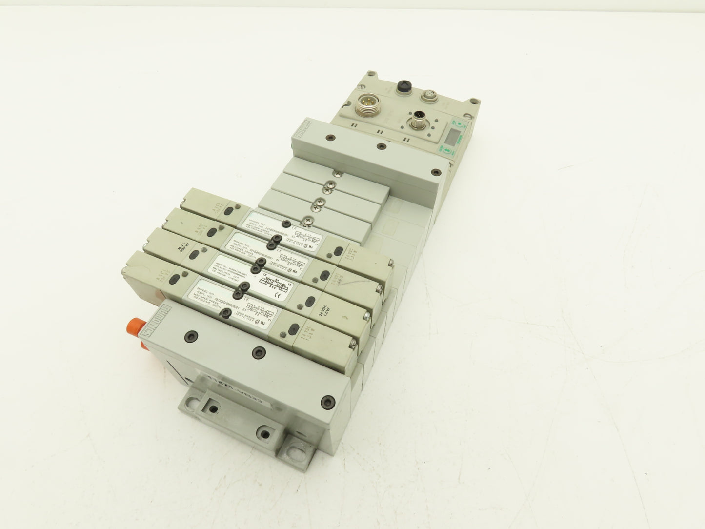 Numatics 219-828 / 240-183 8-Station G3 4-Valve Manifold Assembly w/Comm Sub-Bus