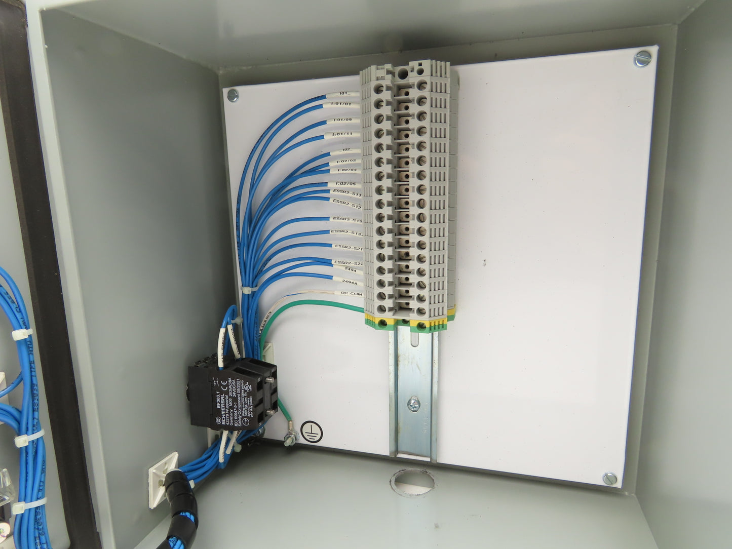 Hoffman A1212CH Electrical Enclosure J Box Assembly 12x12x6" & Switches/Buttons