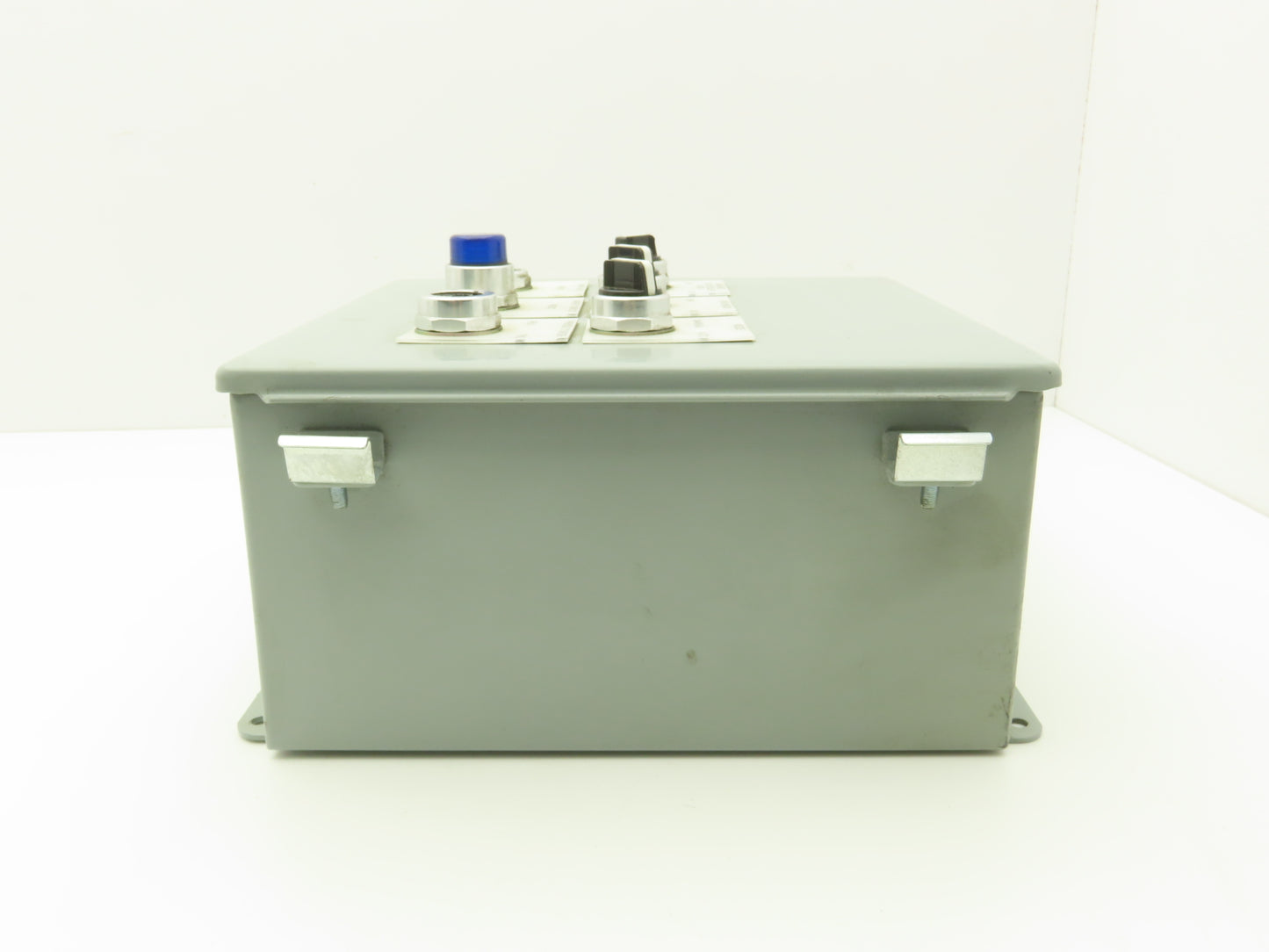 Hoffman A1212CH Electrical Enclosure J Box Assembly 12x12x6" & Switches/Buttons