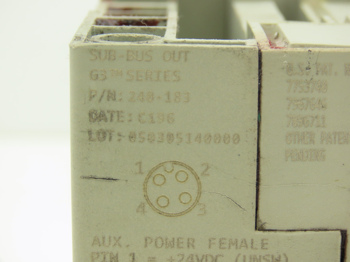 Numatics 219-828 / 240-183 8-Station G3 4-Valve Manifold Assembly w/Comm Sub-Bus