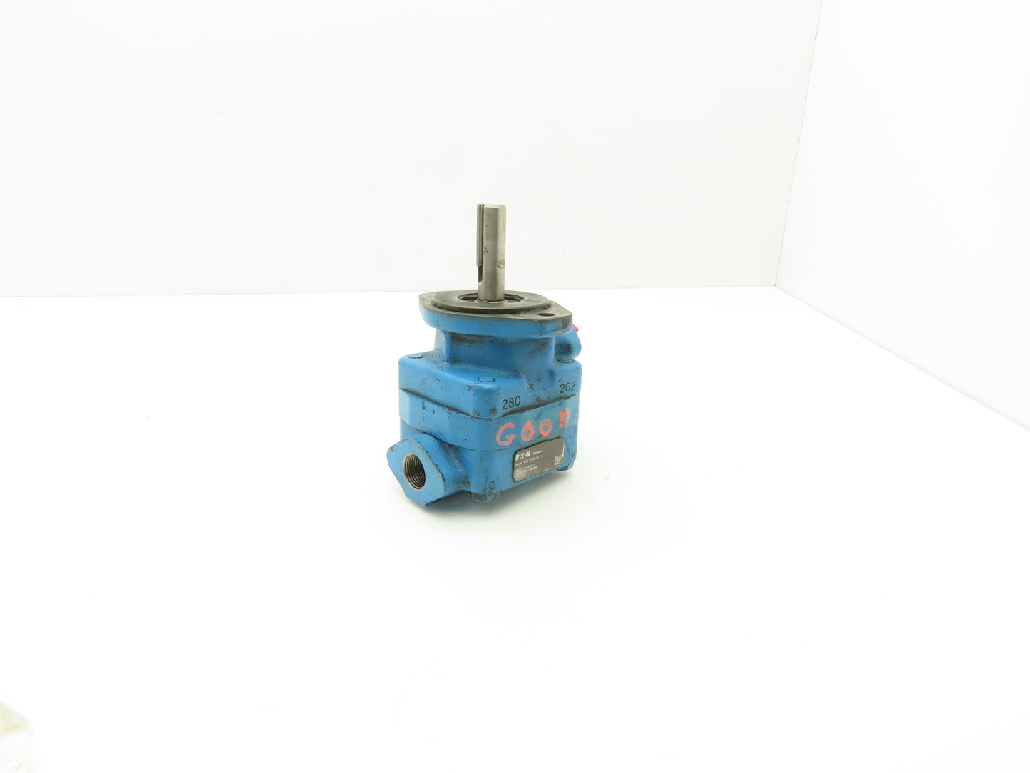 Eaton Vickers V20 1P8P 1C11 Hydraulic Vane Pump 8gpm 2500psi 2-Bolt 3/4" Shaft