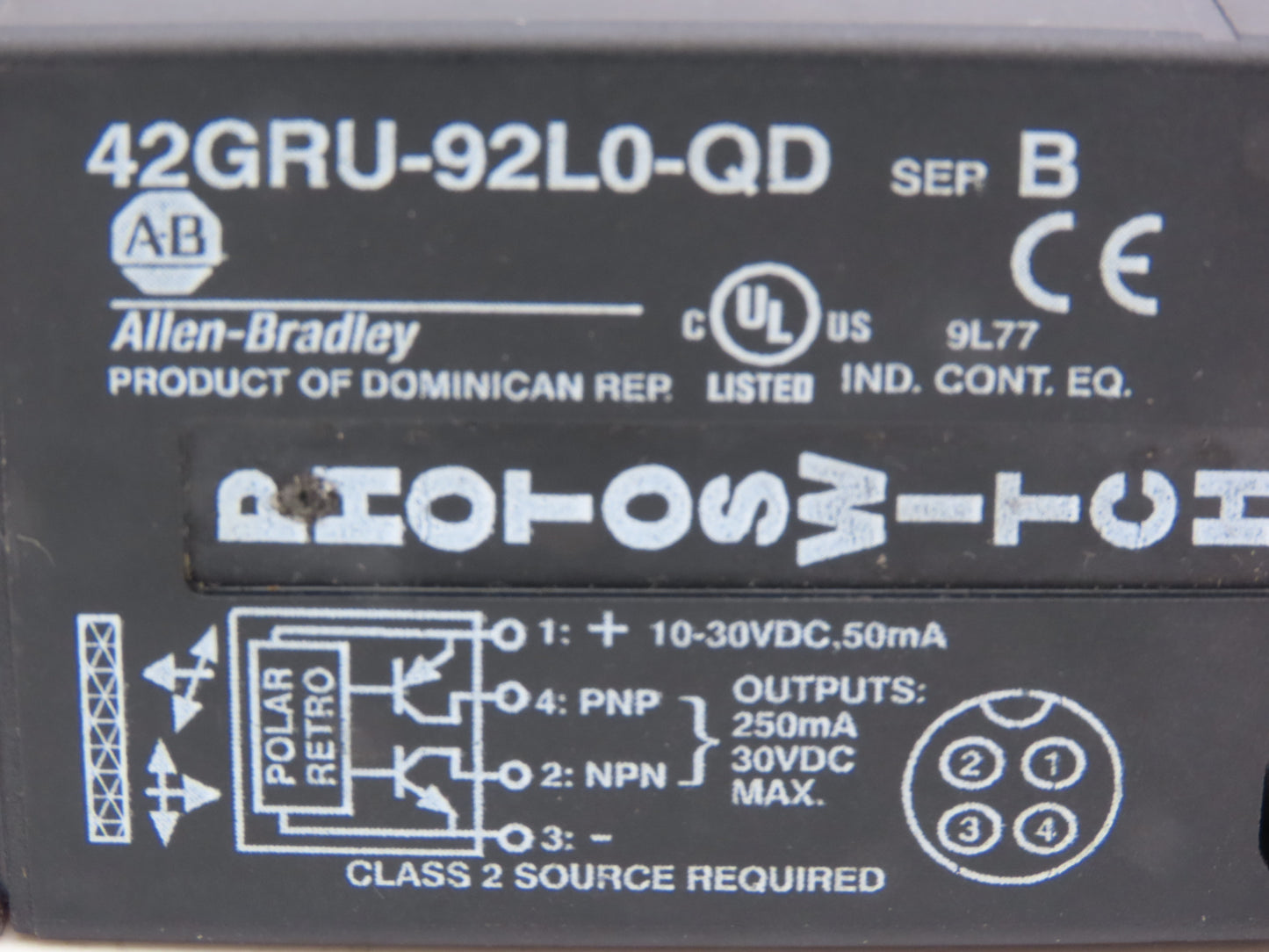 Allen Bradley 42GRU-92L0-QD Photoswitch Polar Retroreflective 10-40vdc PNP/NPN