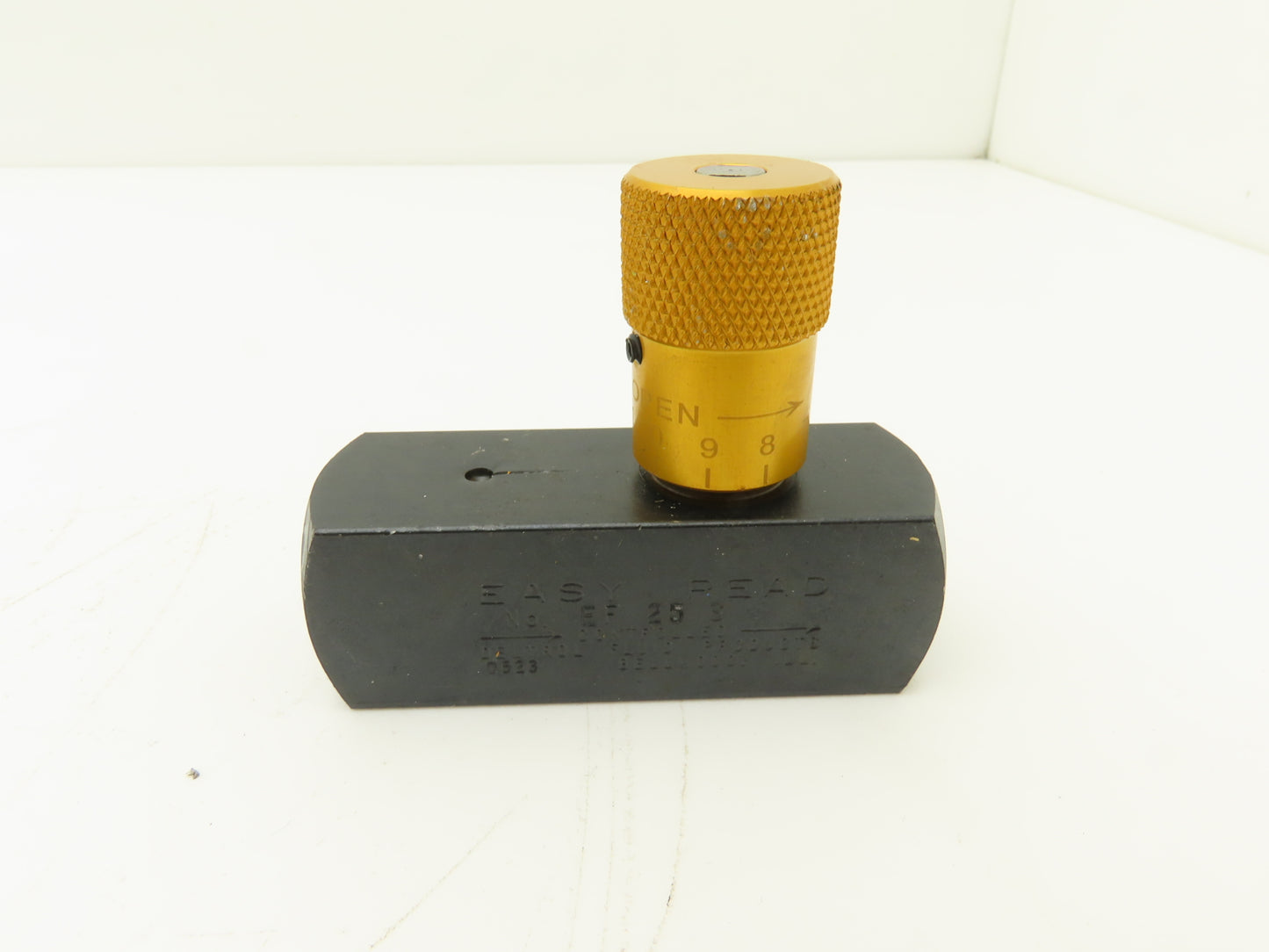Deltrol 10120-48 EF25S 3/8" NPT Easy Read Flow Control 10GPM 5000PSI Lot of 3