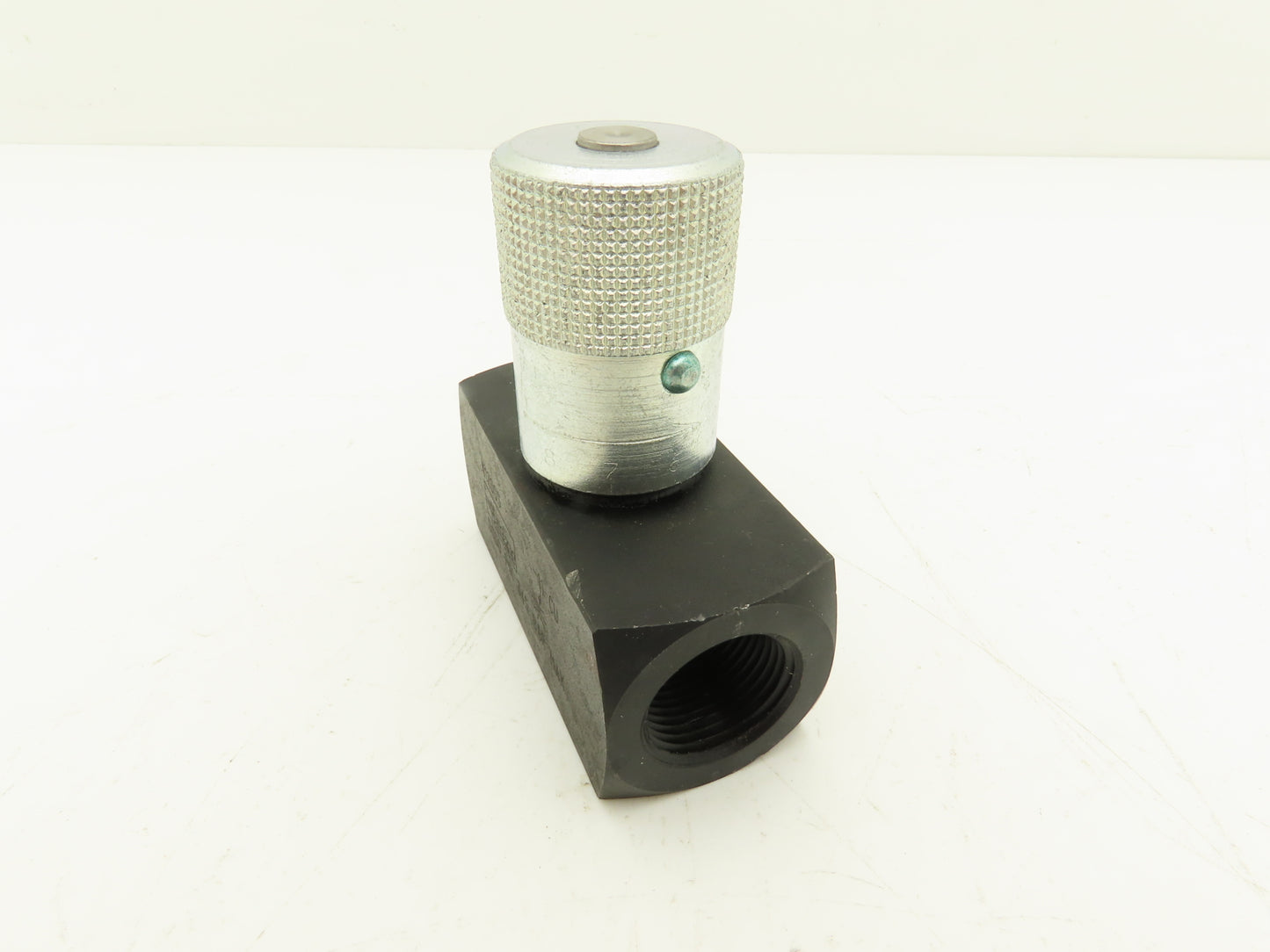 Parker N1200S Colorflow Hydraulic Needle Valve 3/4" NPT 25 GPM 5000 PSI