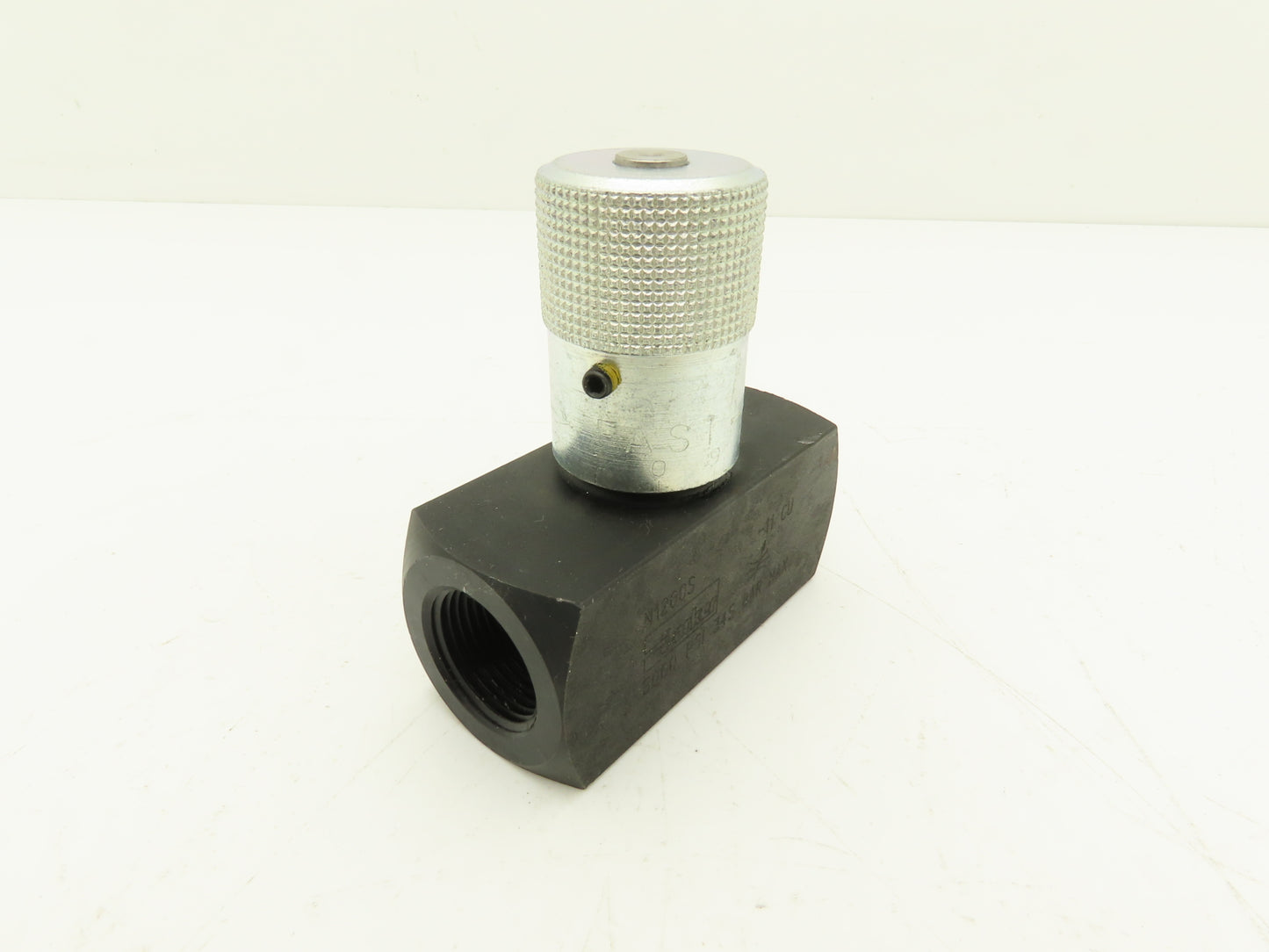 Parker N1200S Colorflow Hydraulic Needle Valve 3/4" NPT 25 GPM 5000 PSI