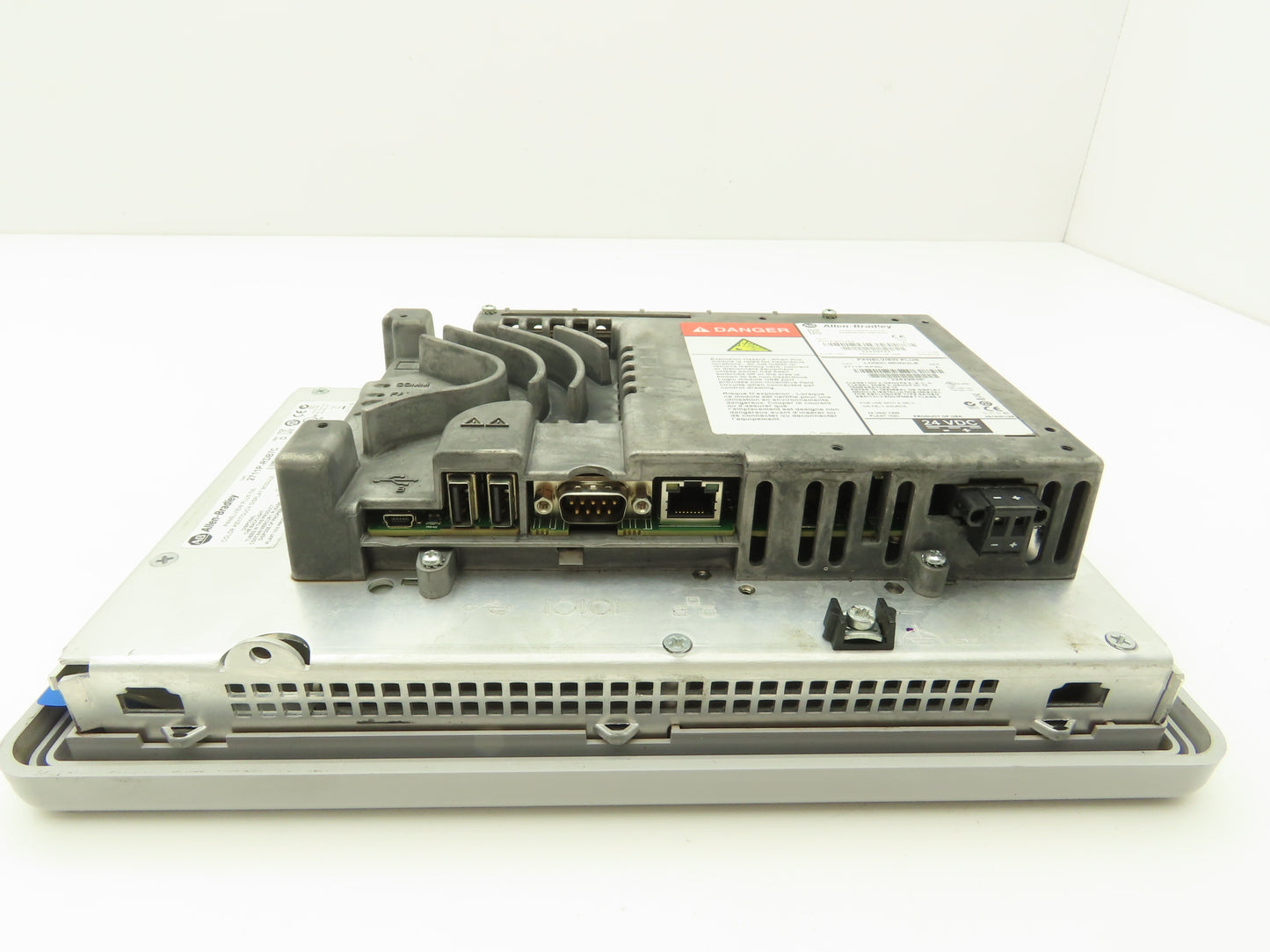 Allen Bradley 2711P-B7C4D8 PanelView Plus 700 Graphic Terminal Touch Screen 24V