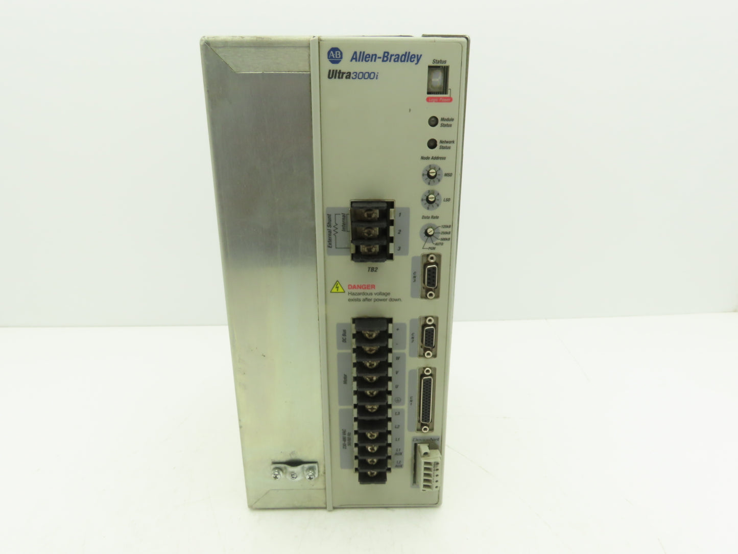 Allen Bradley 2098-DSD-HV100X-DN Ultra 3000 Servo Drive 3Ph Series B FW. V1.53