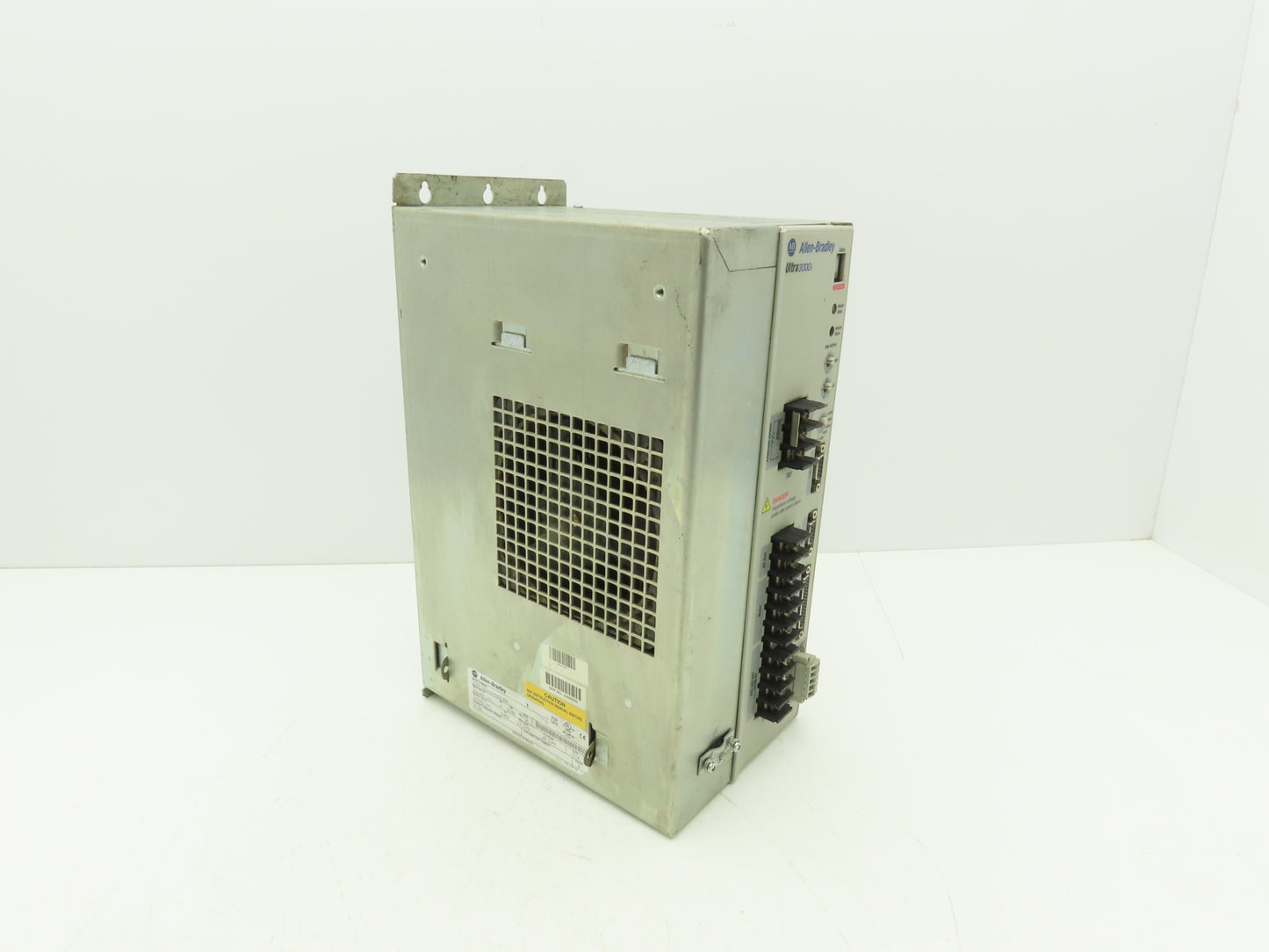 Allen Bradley 2098-DSD-HV100X-DN Ultra 3000 Servo Drive 3Ph Series B FW. V1.53