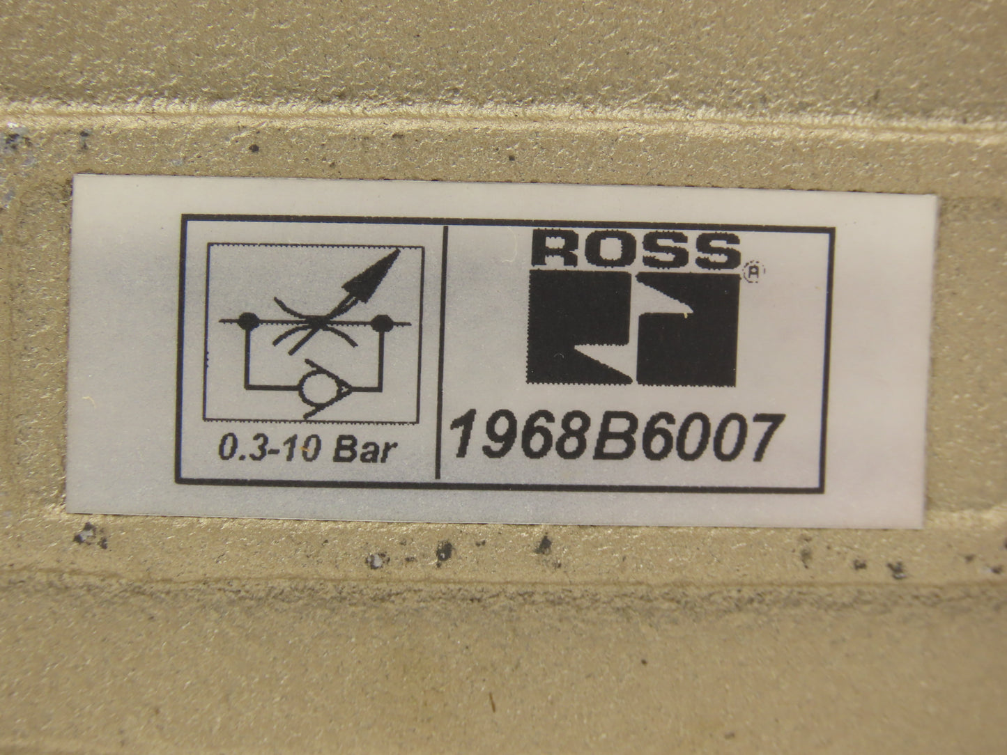 Ross 1968B6007 Pneumatic Air High Capacity Flow Control Valve 1" NPT 0.3-10 Bar