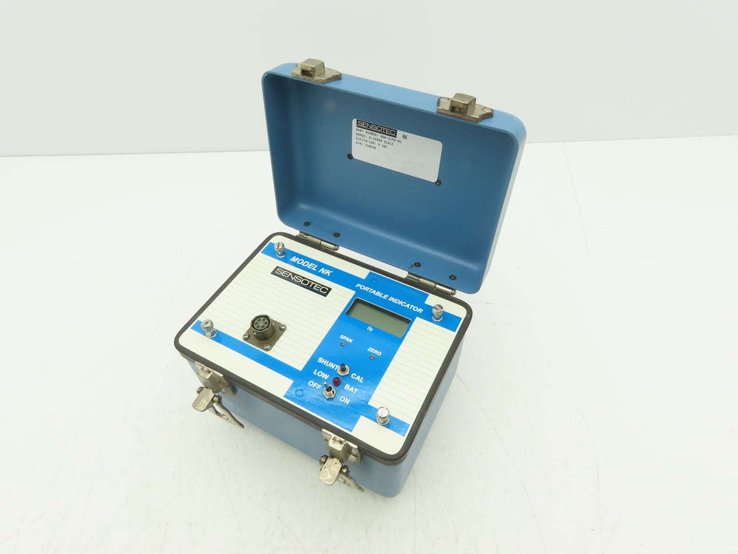 Sensotec 060-3155-01 Model NK Portable Indicator 0-19999 Scale 4VDC