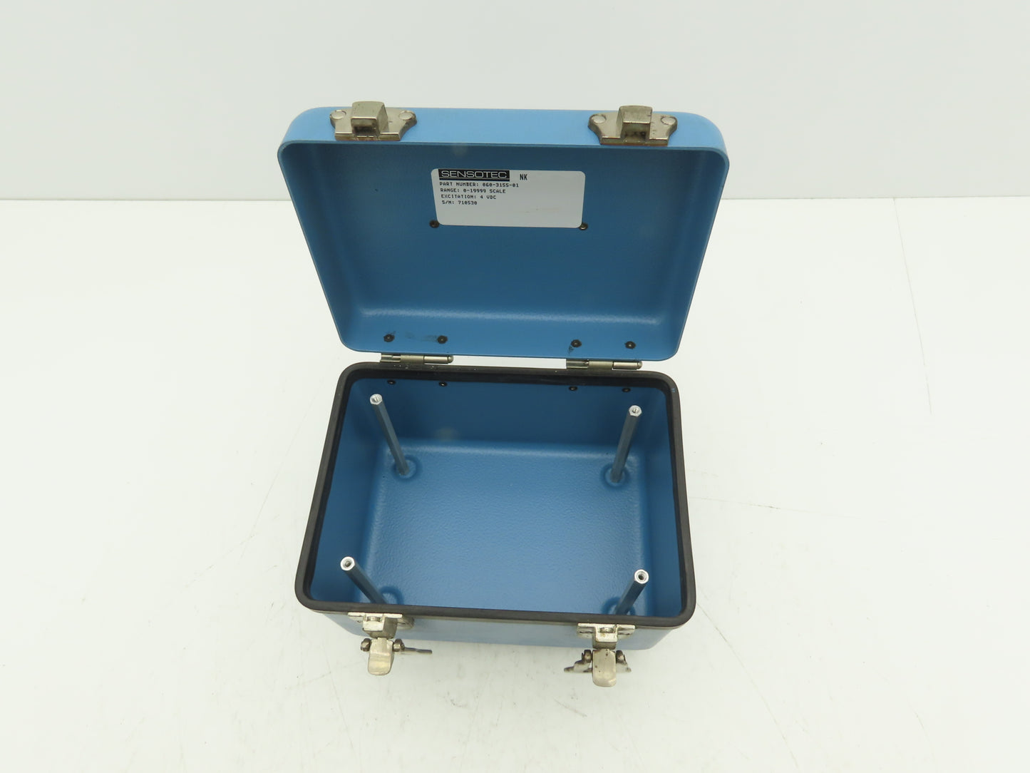 Sensotec 060-3155-01 Model NK Portable Indicator 0-19999 Scale 4VDC