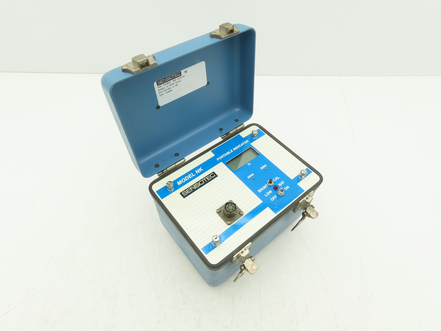 Sensotec 060-3155-01 Model NK Portable Indicator 0-19999 Scale 4VDC