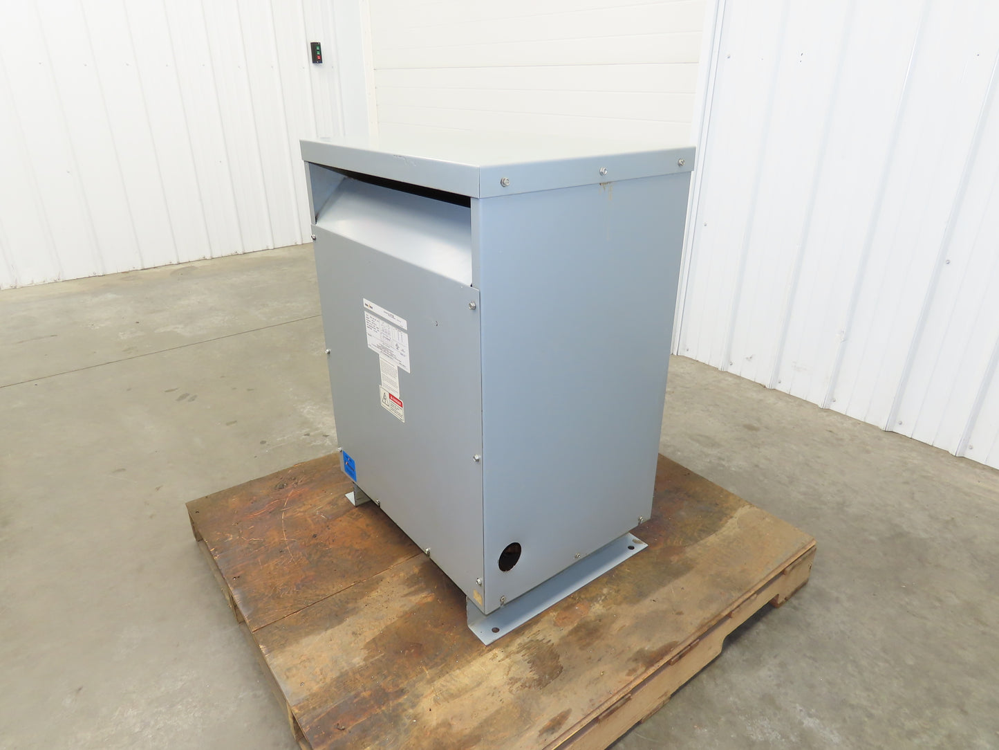 Federal Pacific T4T75E Stepdown Power Transformer 75kva 3Ph HV 480 LV 208Y/120