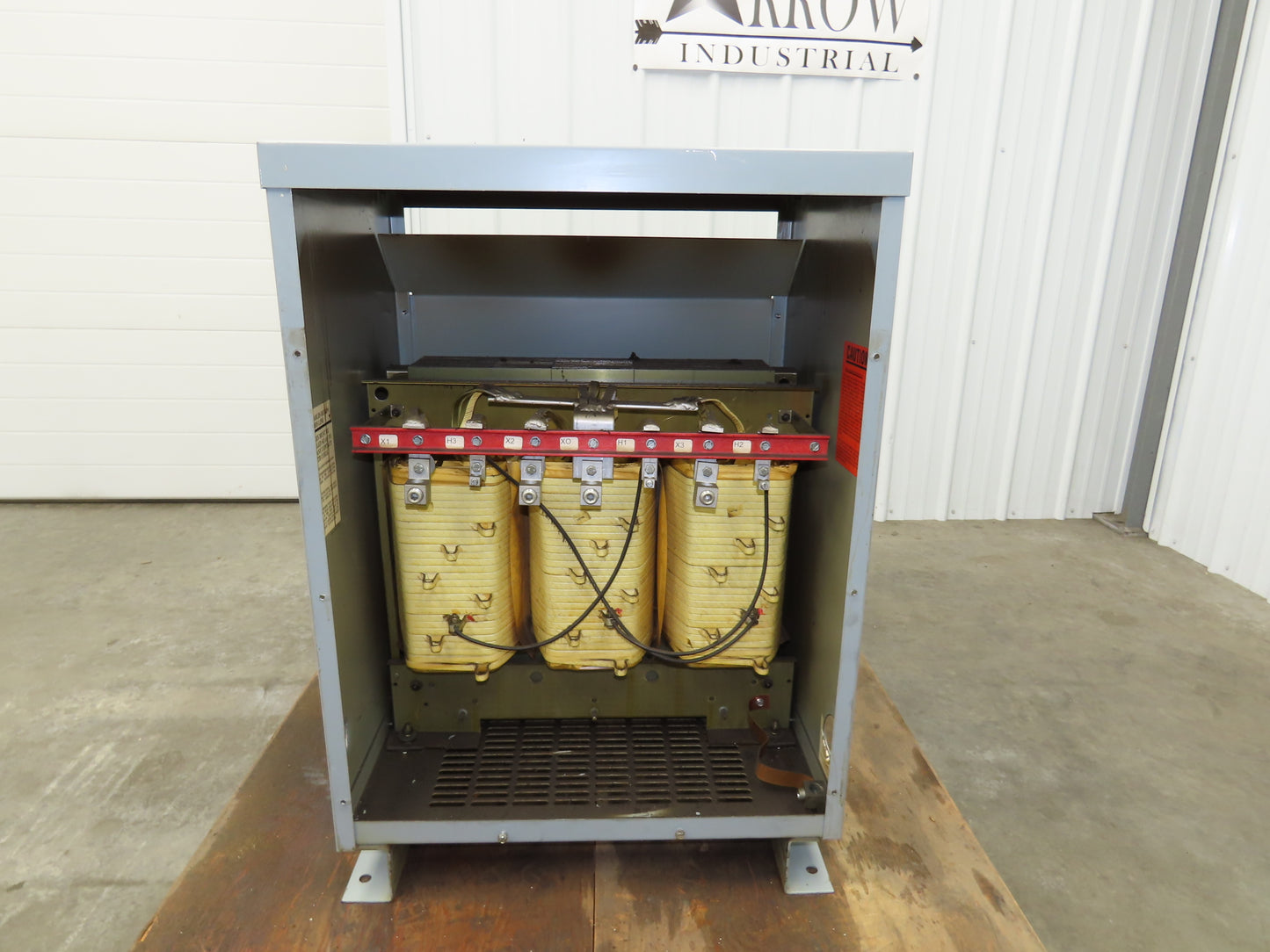 Federal Pacific T4T75E Stepdown Power Transformer 75kva 3Ph HV 480 LV 208Y/120
