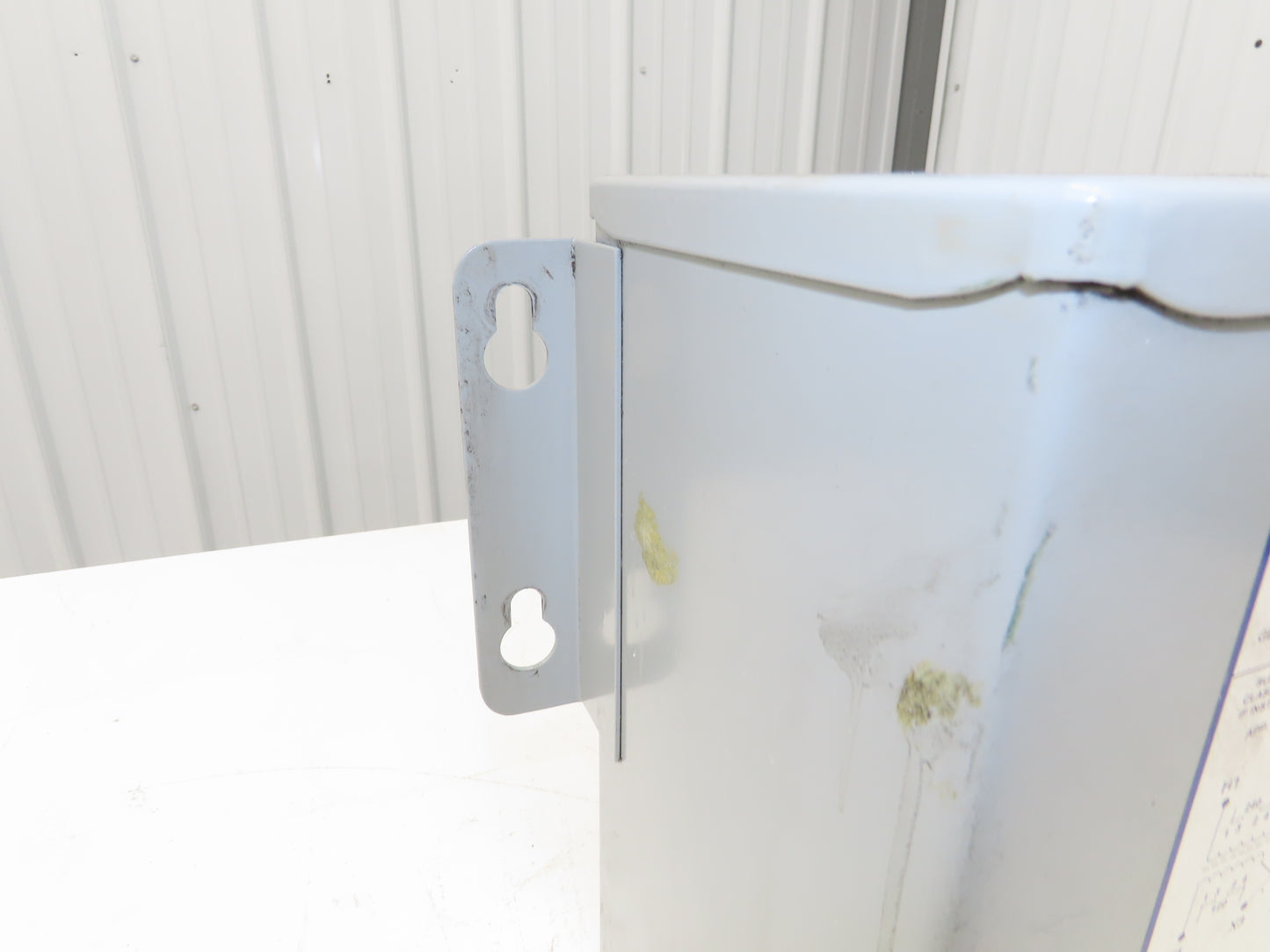 Sola HS1F2AS Step Down Transformer Hevi-Duty 2kva 1Ph HV 240/480 LV 120/240