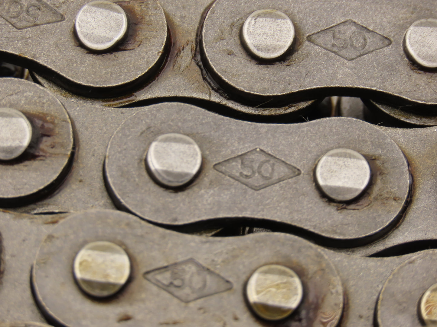 Diamond DMD-50-3R-10FT Riveted #50 Roller Chain 3 Strand 5/8" Pitch 10' Length