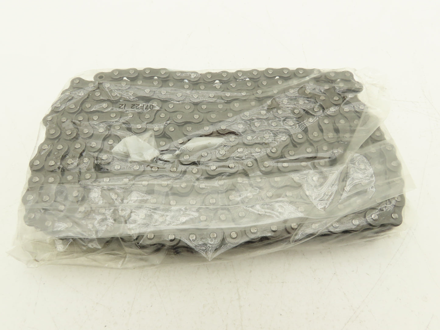 Tsubaki #40Roller Chain Riveted 10' Length 240 Links