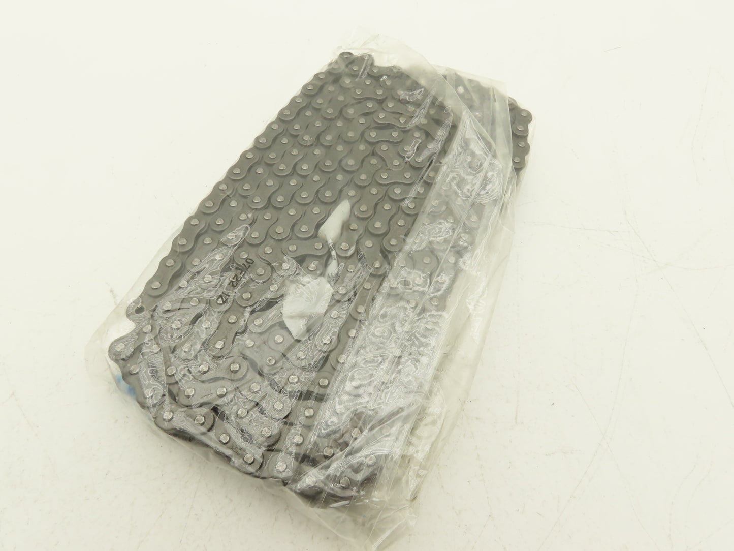 Tsubaki #40Roller Chain Riveted 10' Length 240 Links