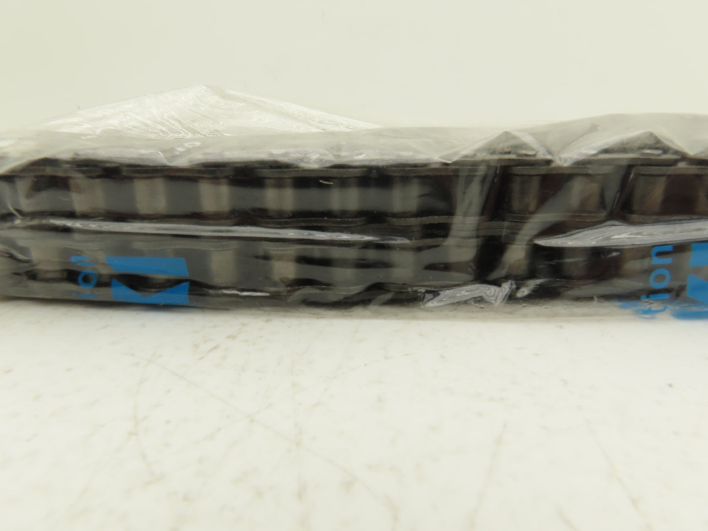 Tsubaki #40Roller Chain Riveted 10' Length 240 Links