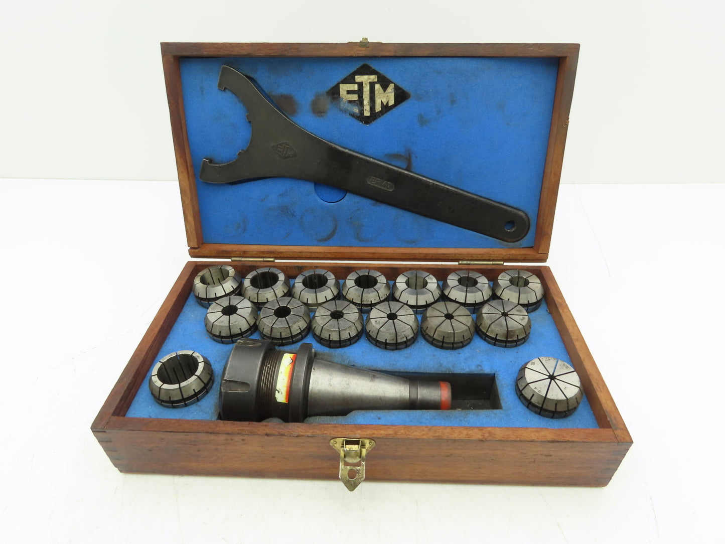 ETM ISO40 ER40 15 Collet Chuck Kit 1/8-1" With 40 ER40X2.165 E Chuck & Wrench