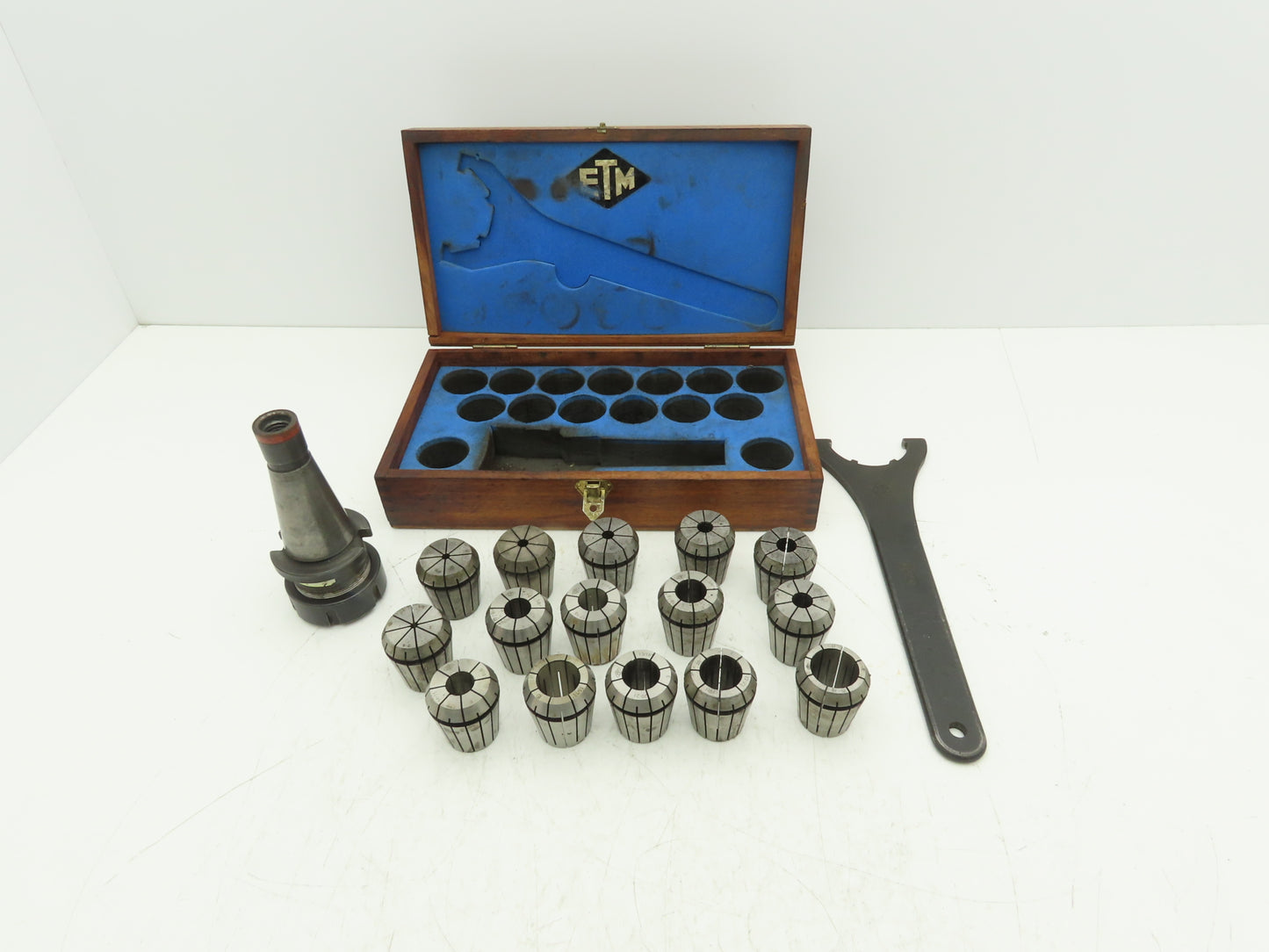 ETM ISO40 ER40 15 Collet Chuck Kit 1/8-1" With 40 ER40X2.165 E Chuck & Wrench