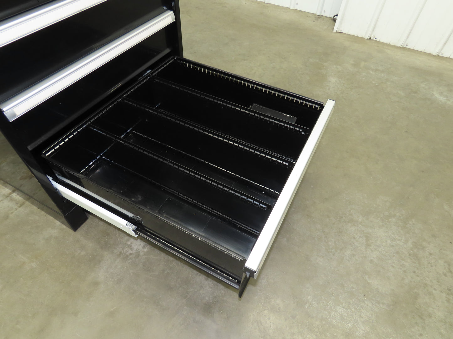 Uline Modular Steel 7 Drawer Tool Cabinet 29x29x44" Black Dividers