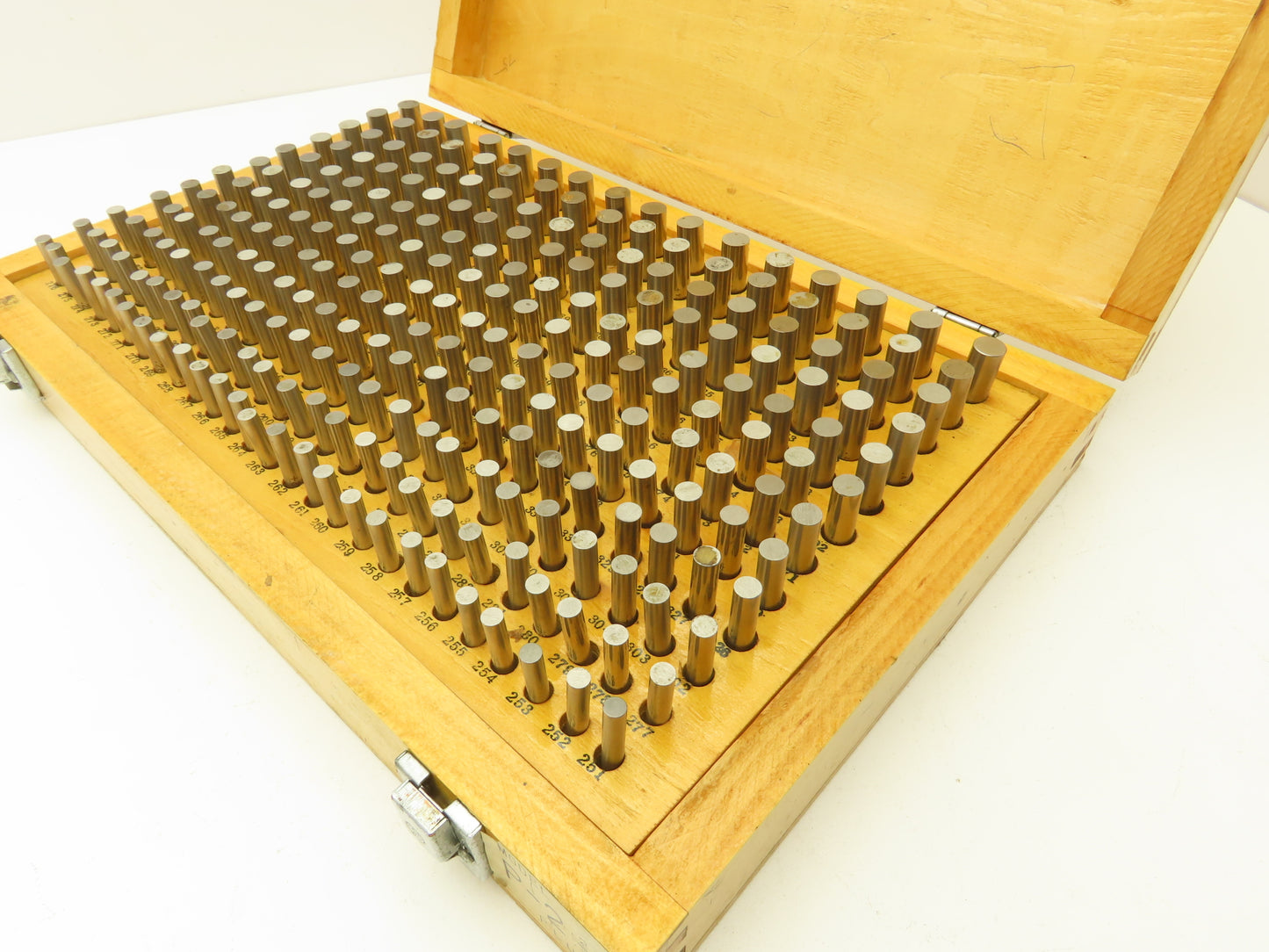 Phase II P-2 Plus Steel Pin Gage Set .251"-.500"  Complete Set Wooden Case