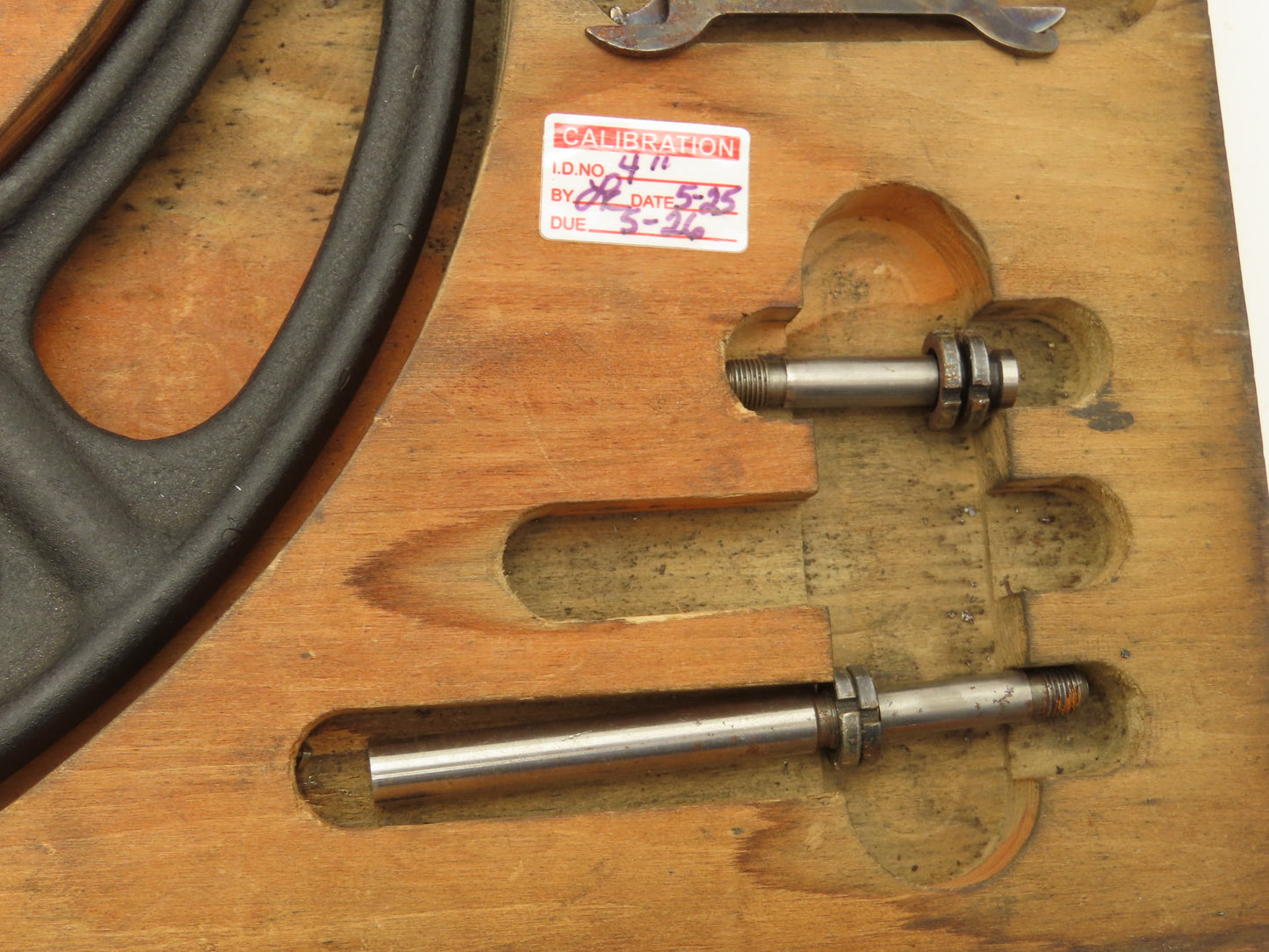 Starrett 224 Vintage Anvil Micrometer Caliper 6"-9" Outside Complete Set