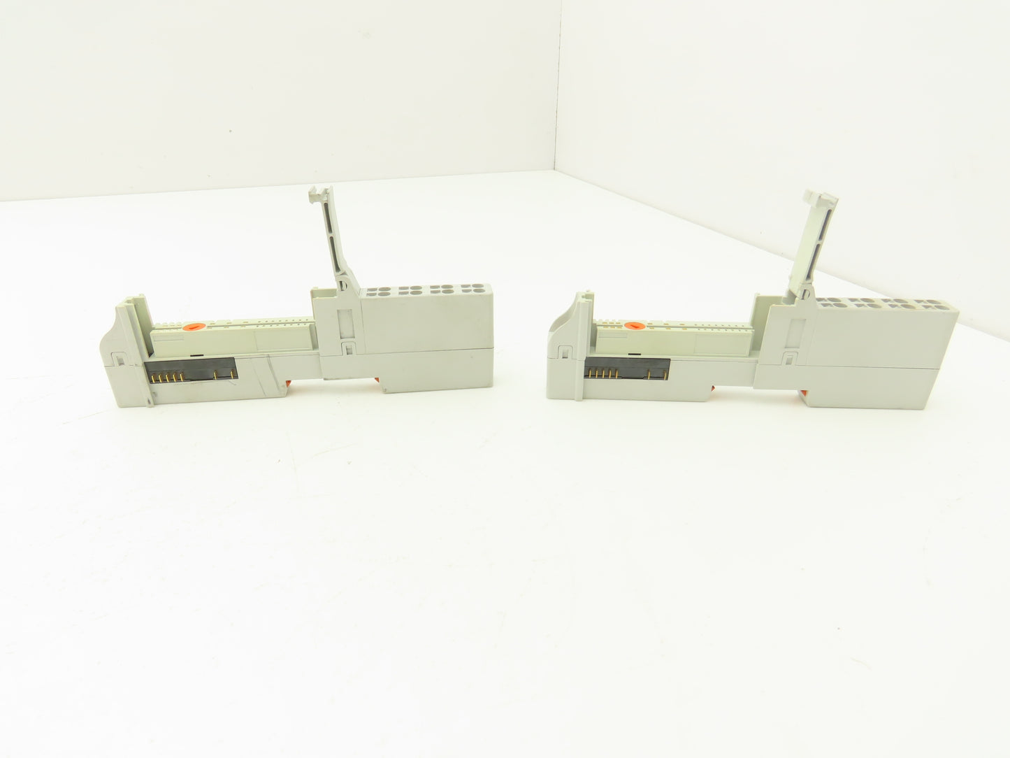 Allen Bradley 1734-OB8S Safety Module Point I/O Guard Input With Modular Base