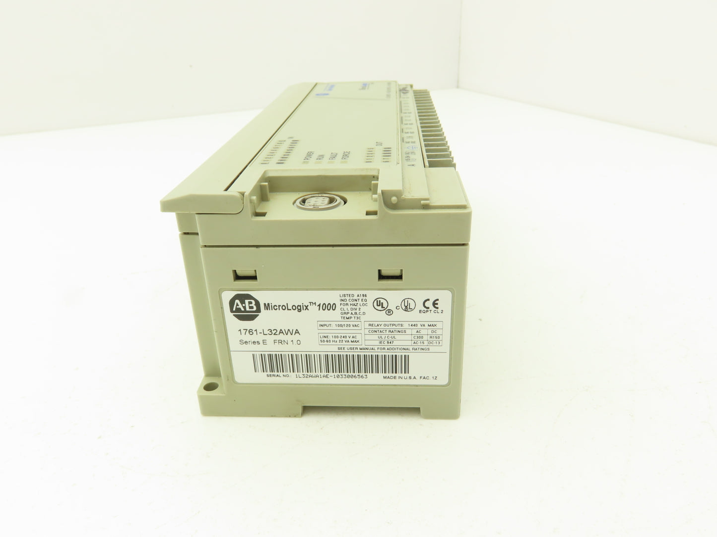 Allen Bradley 1761-L32AWA MicroLogix 1000 PLC Controller 100-240VAC Series E