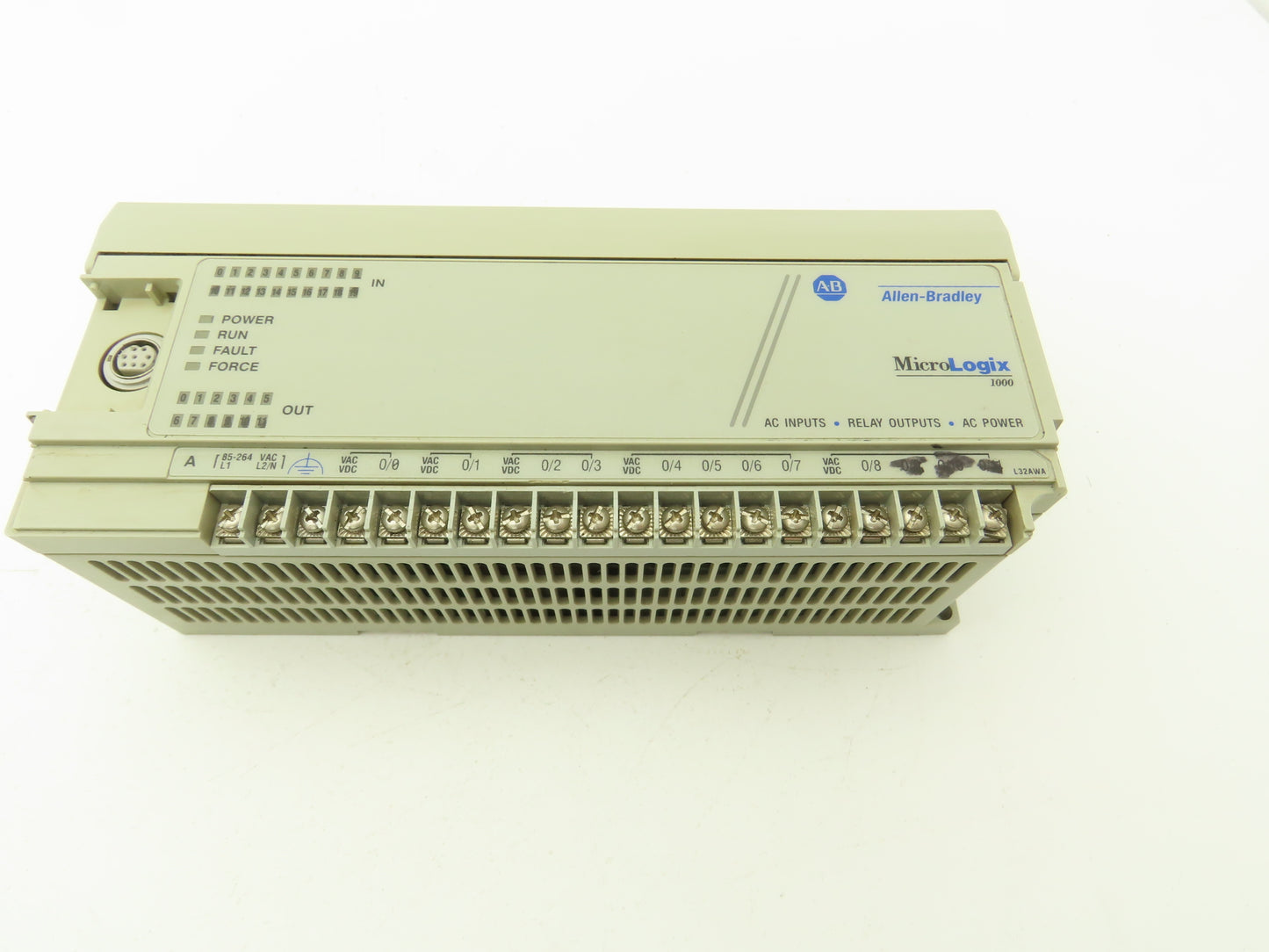 Allen Bradley 1761-L32AWA MicroLogix 1000 PLC Controller 100-240VAC Series E