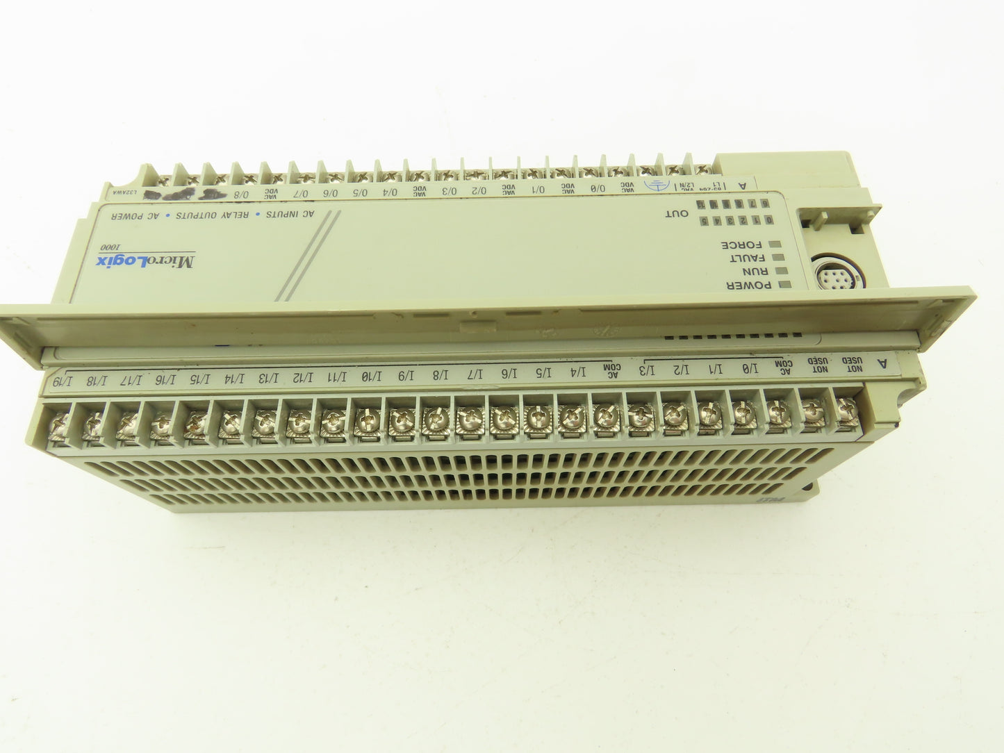 Allen Bradley 1761-L32AWA MicroLogix 1000 PLC Controller 100-240VAC Series E